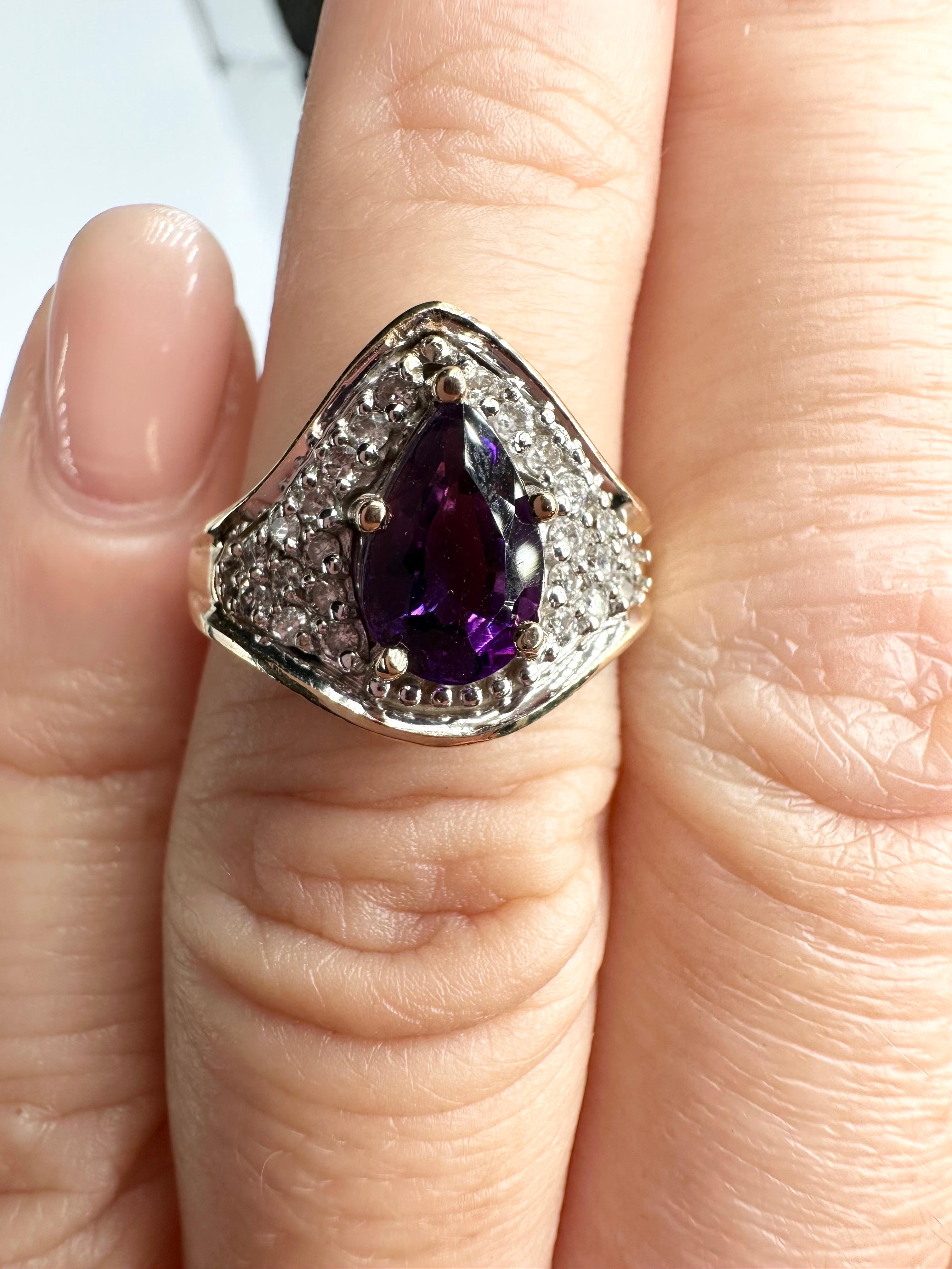 Amethyst Diamond Ring 14Karat Gold Cocktail Pave Set Ring In New Condition For Sale In Jupiter, FL