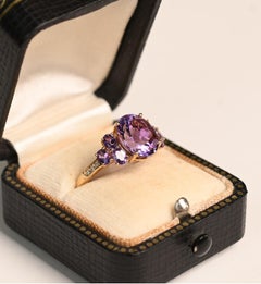 Amethyst Gold Ring. 2.90ct Oval Cut Amethyst Diamond 18K Yellow Gold Accent