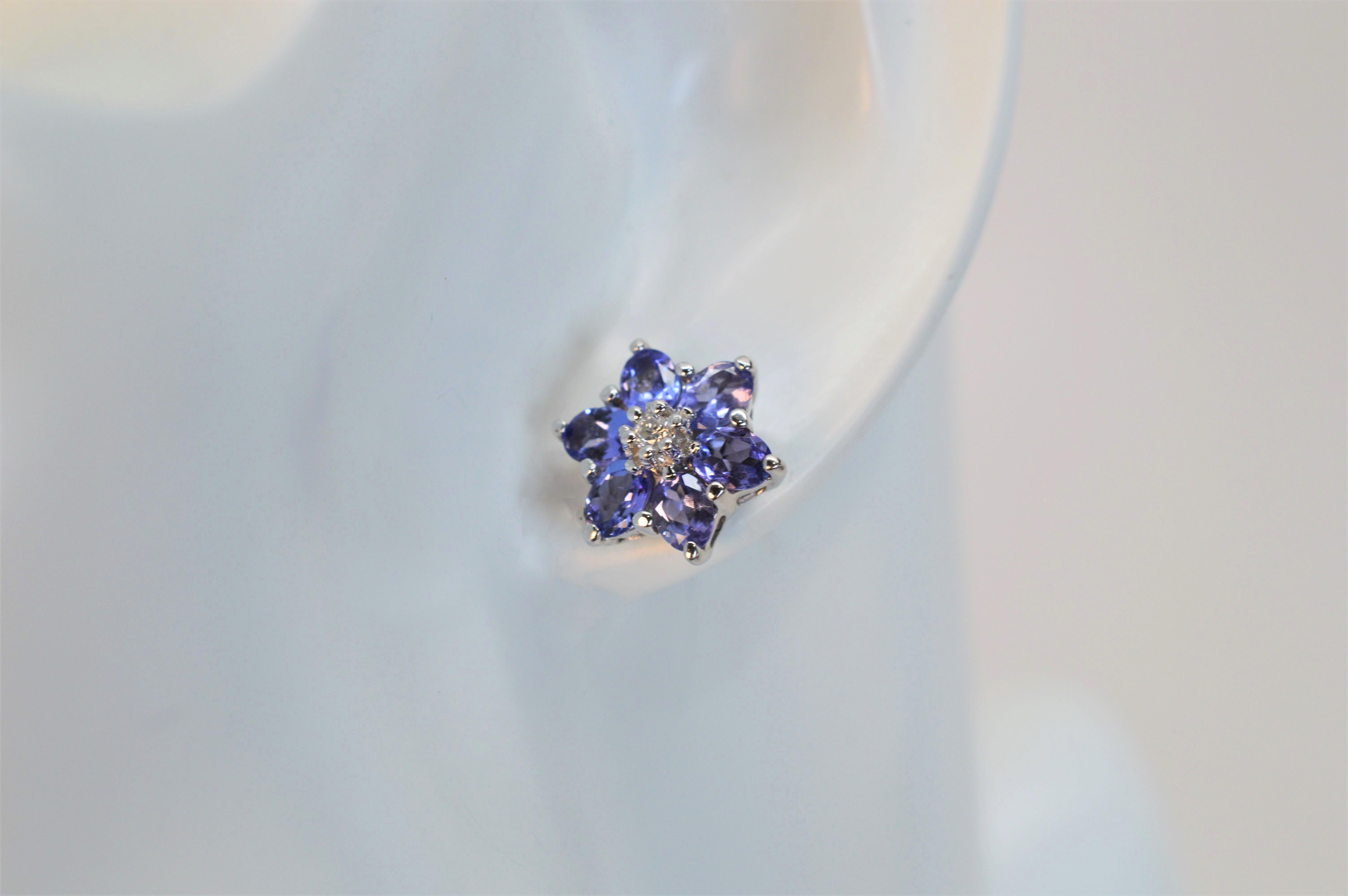 Women's Amethyst Diamond Starburst Earring Pendant Necklace Set For Sale