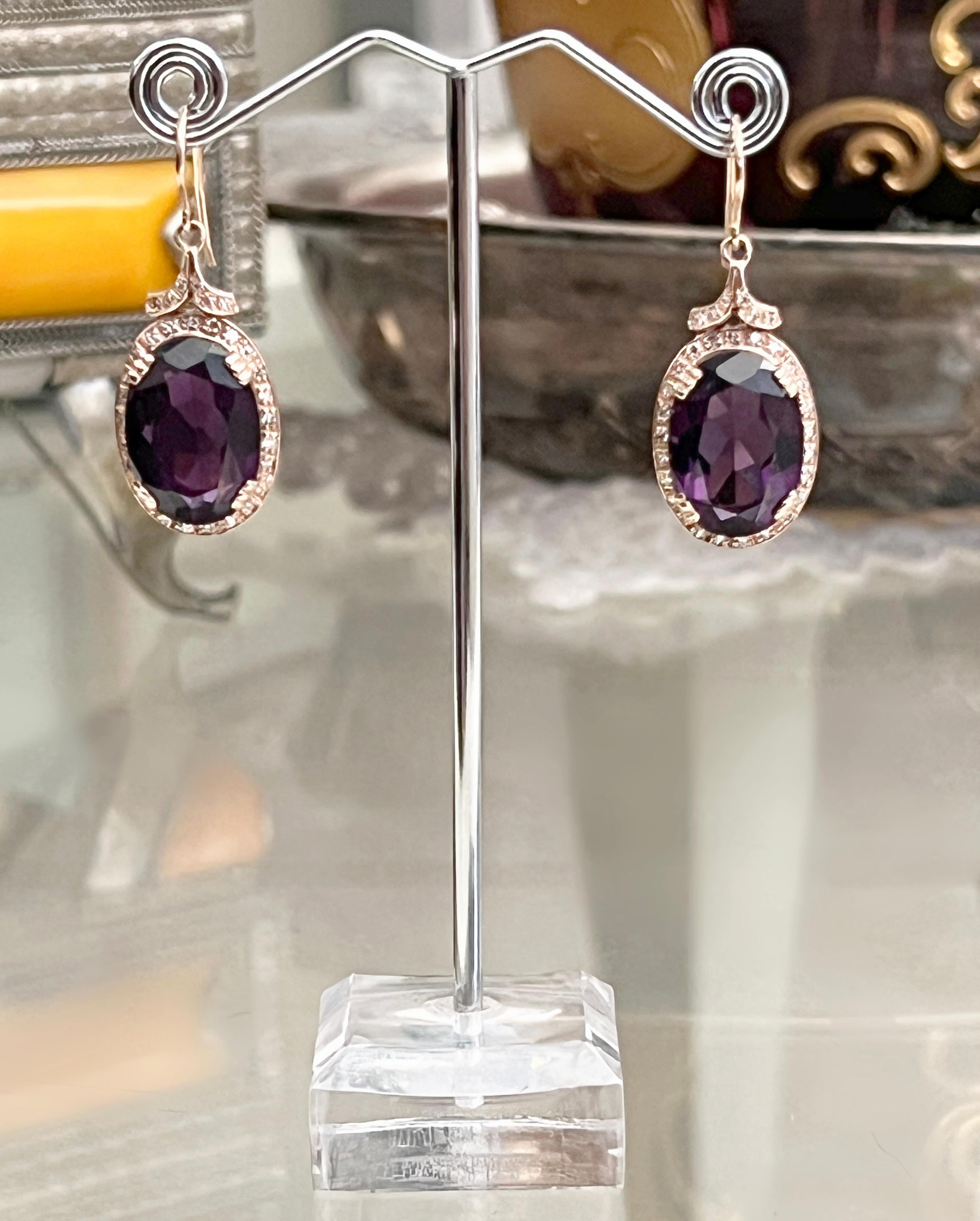 Amethyst Diamonds 14 Karat Yellow Gold Drop Earrings For Sale 1