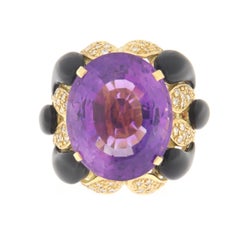 Contemporary 18K Yellow Gold Cocktail Ring with Diamonds, Amethyst & Onyx