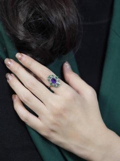 Amethyst-Smaragd und Diamant-Cocktailring im Art-Déco-Stil aus 14 Karat Weißgold