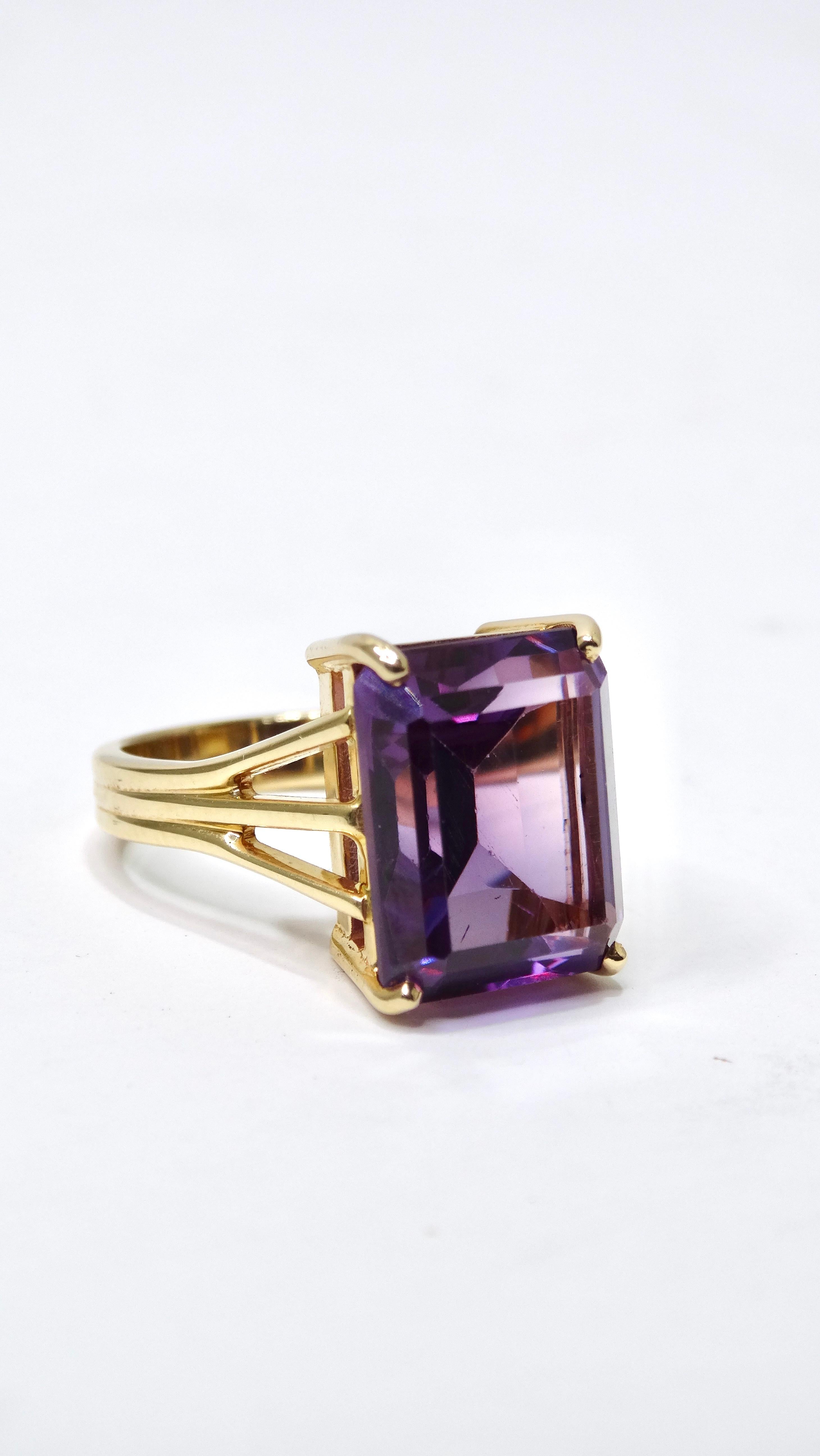 Amethyst Emerald Cut 14k Gold Solitaire Ring For Sale 1