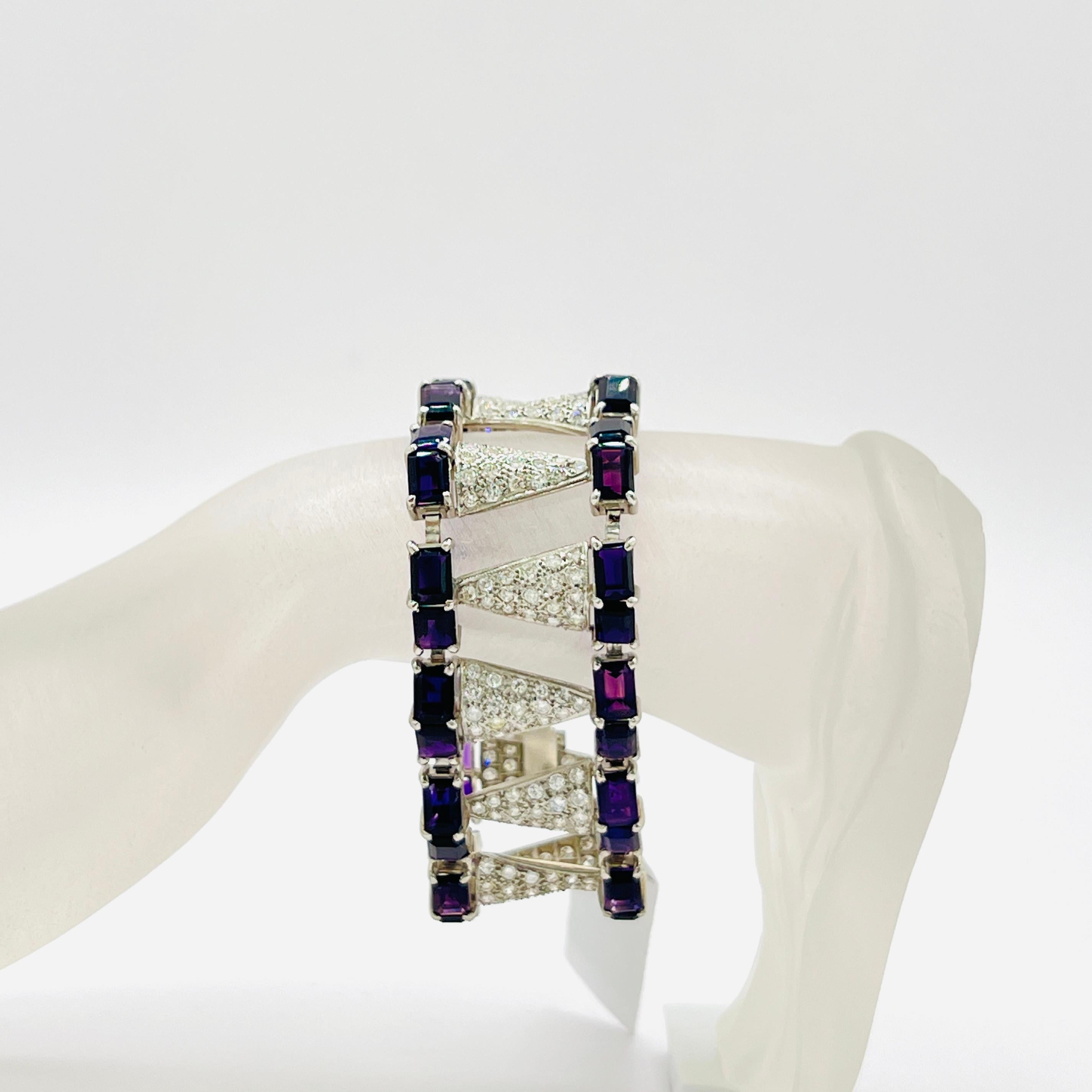 Taglio smeraldo Bracciale con ametista taglio smeraldo e diamanti bianchi in platino e palladio in vendita