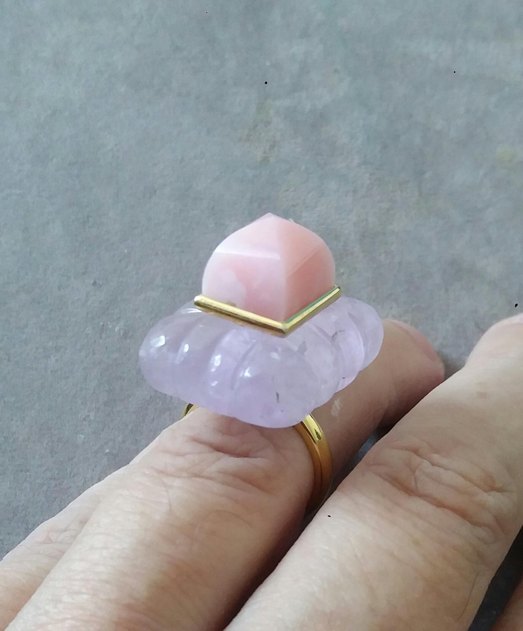 Bague rectangulaire en or massif 14 carats avec pyramide d'opale rose coussin gravée et d'améthyste en vente 4
