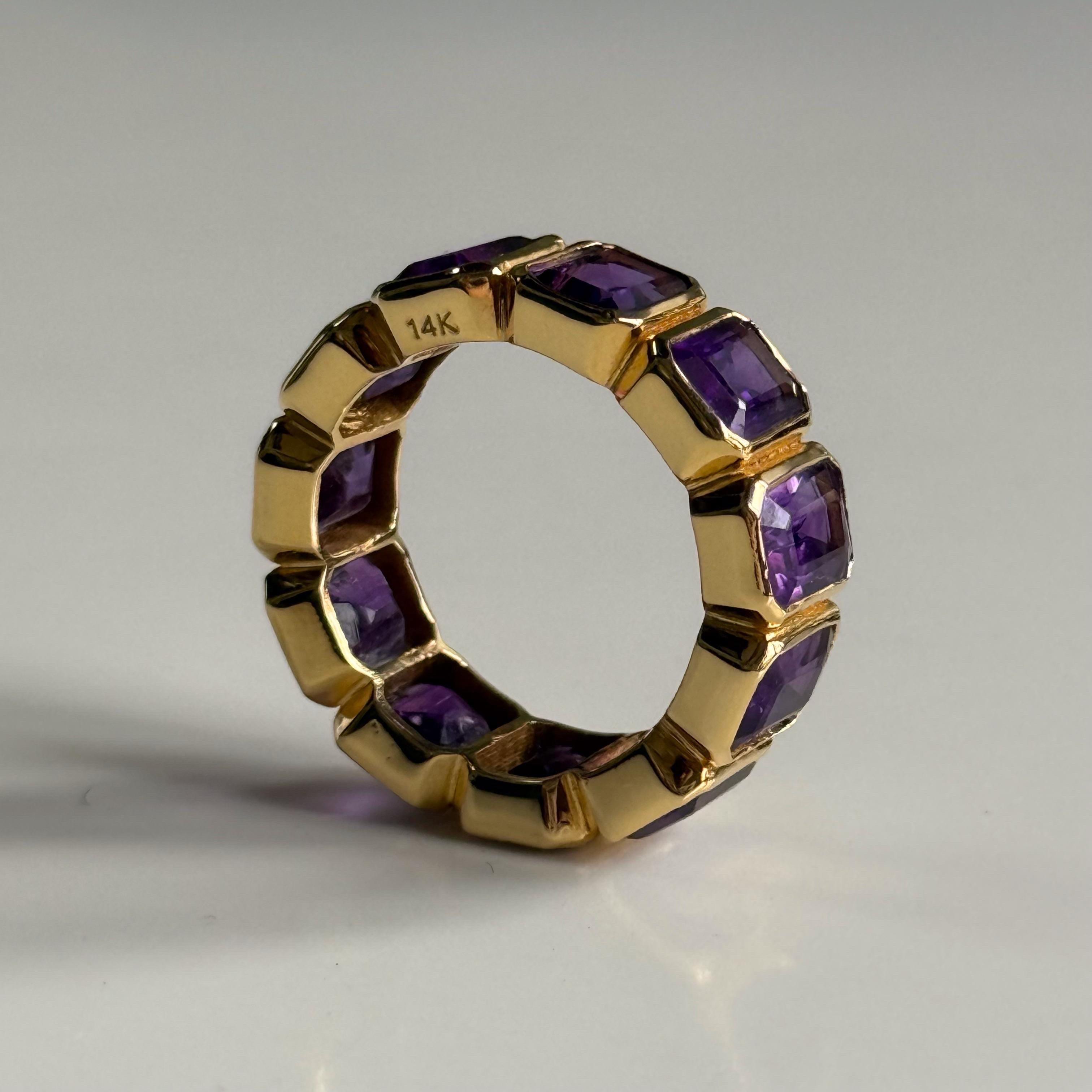 Bague d'éternité en améthyste taille 6 bague en améthyste naturelle violette profonde or 14KT Neuf - En vente à Boca Raton, FL