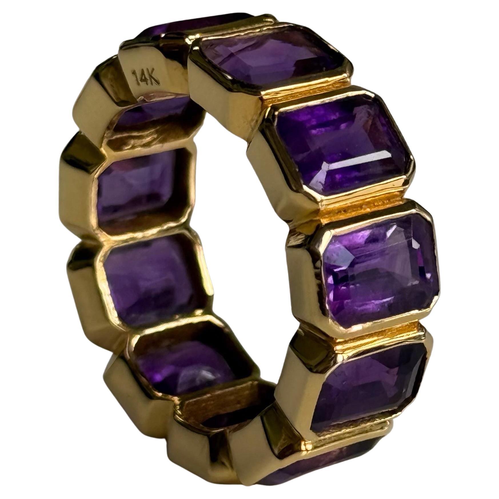 Bague d'éternité en améthyste taille 6 bague en améthyste naturelle violette profonde or 14KT en vente