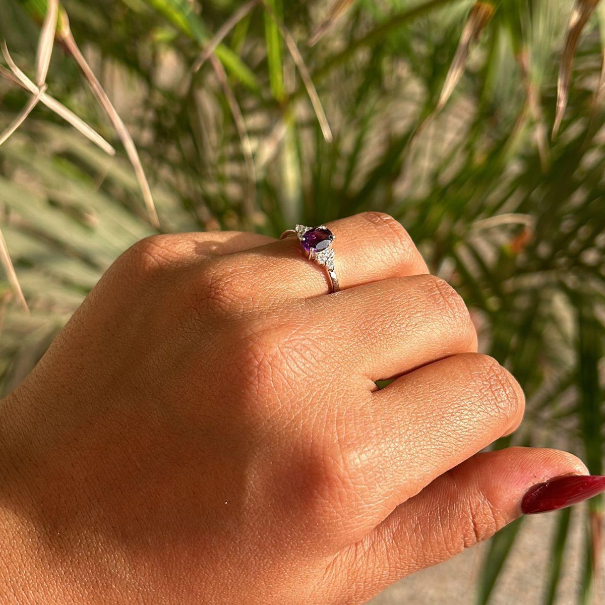 For Sale:  February Amethyst Birthstone Single Stone Ring for Mom Gift in 925 Silver 4