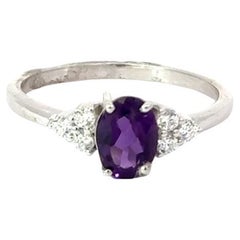 Anillo de una sola piedra con amatista de febrero para regalo de mamá en plata 925