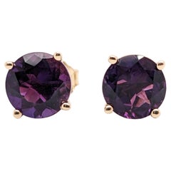 Pendientes de amatista de oro macizo de 14 quilates redondos de 7 mm con solitario Martini de cuatro puntas