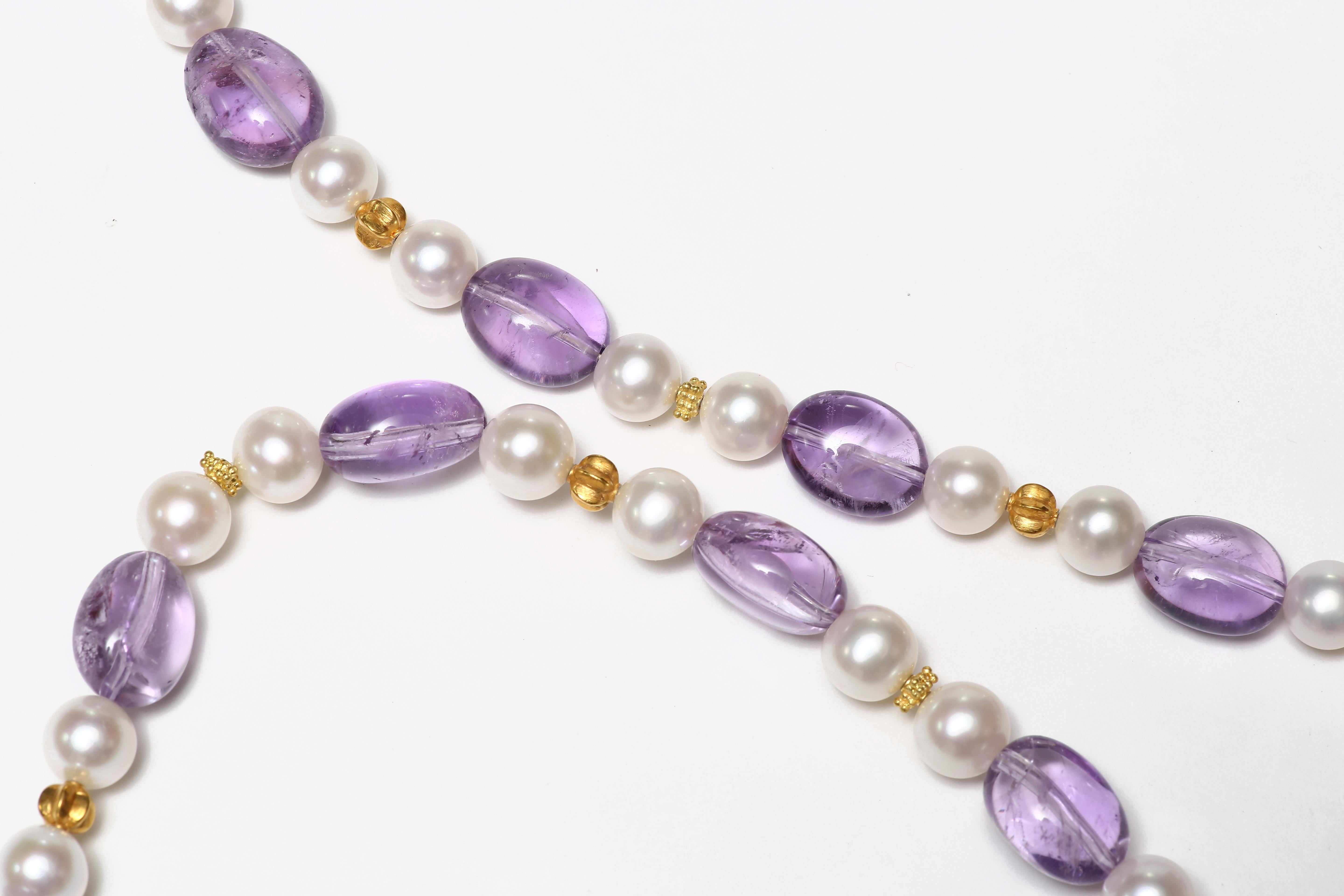 Amethyst, Freshwater Pearl and Gold Necklace In New Condition In Central, HK
