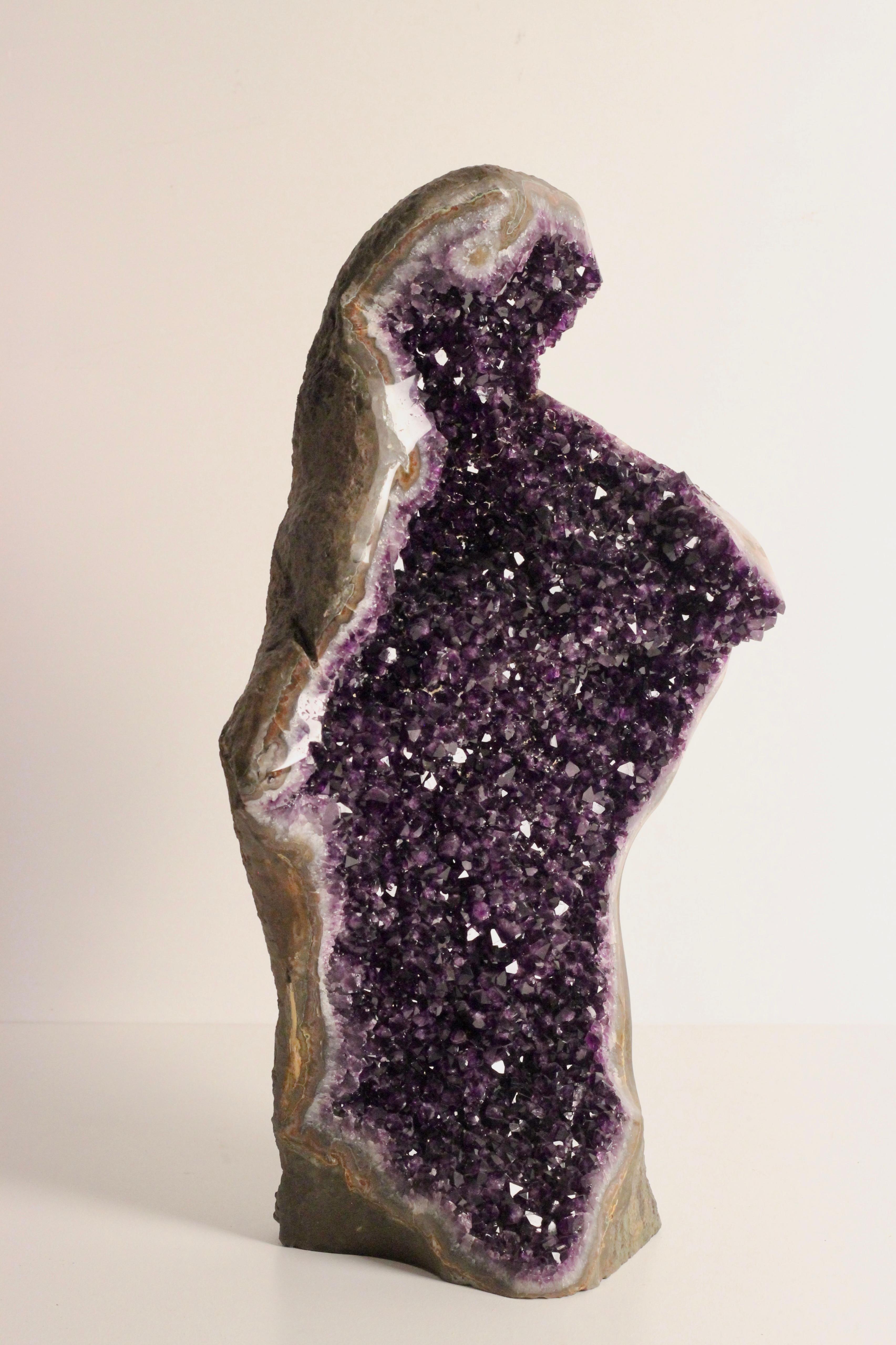 Amethyst-Geode-Skulptur in Edelsteinform, Uruguay im Angebot 4