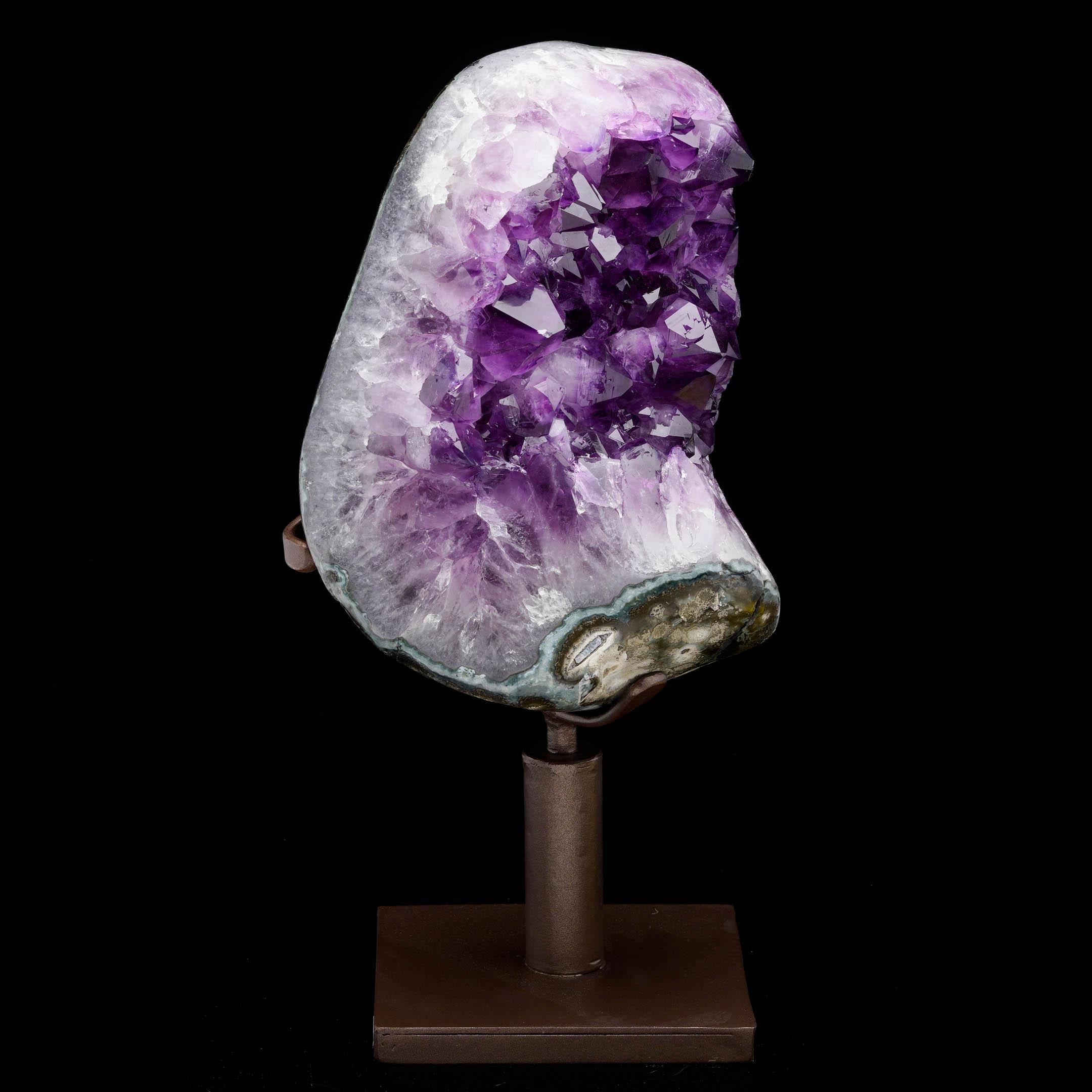 Amethyst Geode on Swiveling Metal Stand In New Condition For Sale In New York, NY