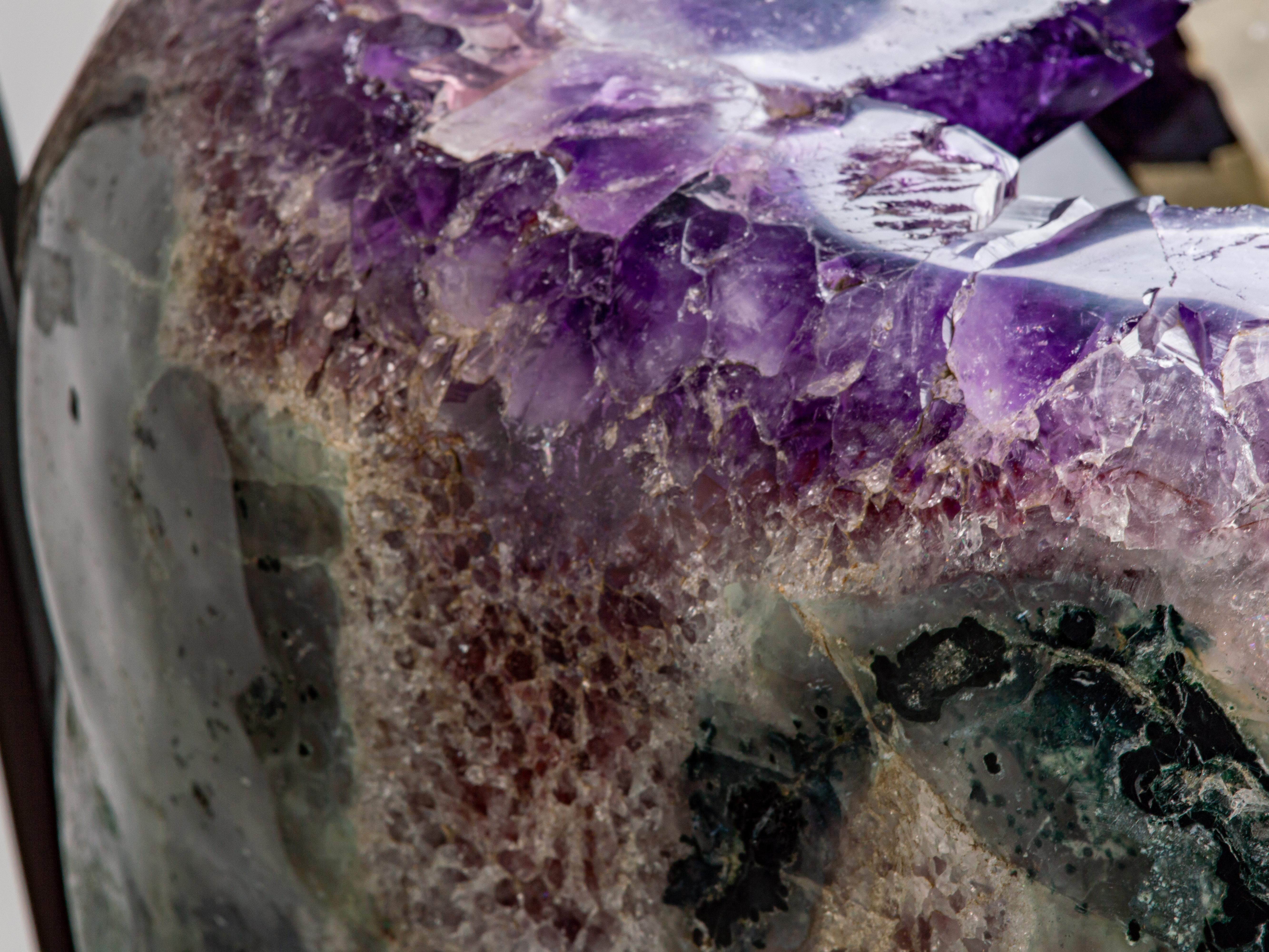 Amethyst Geode table Decoratie Object Sculpture For Sale 3
