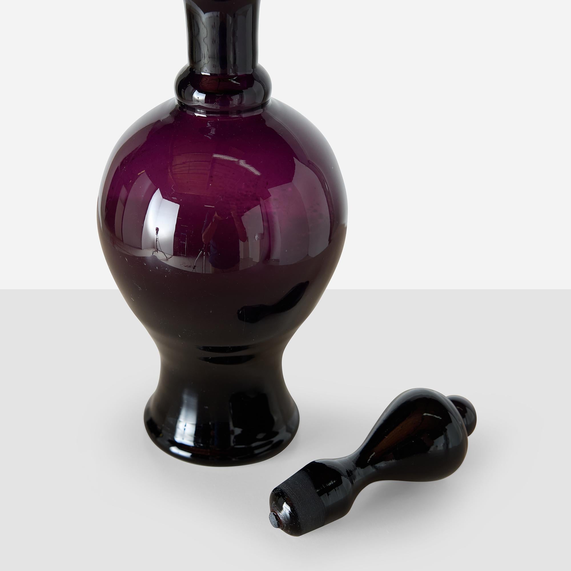 Amethyst Glass Decanter In Good Condition For Sale In San Francisco, CA