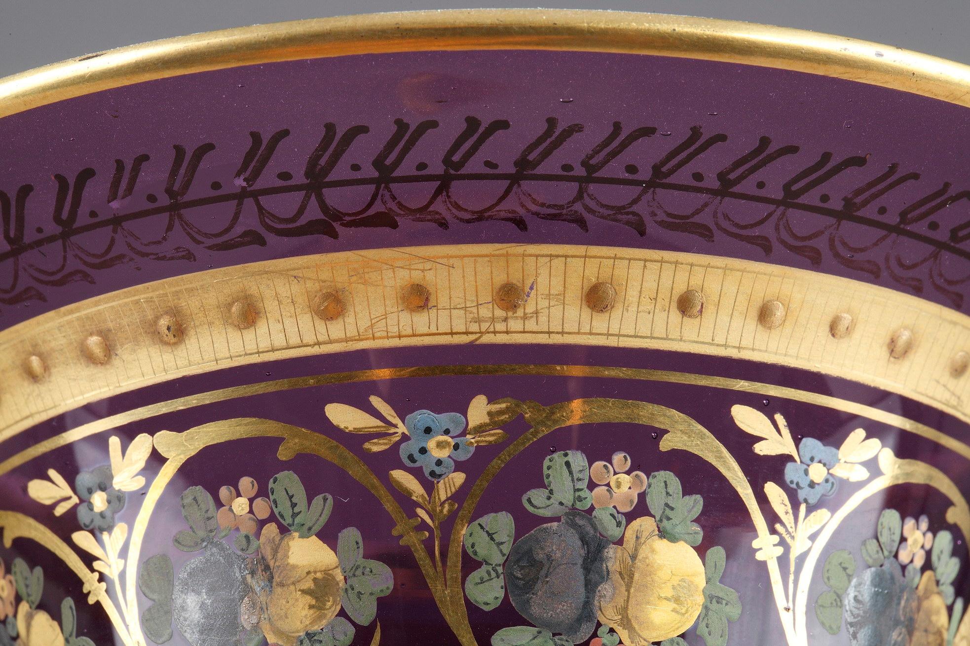 Medicis-Vase aus Amethystglas  The fox and the dof  Fabeln von LA FONTAINE   im Angebot 3