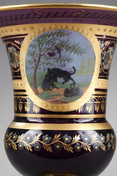 Amethyst glass Medicis vase  The fox and the dof  by LA FONTAINE fables