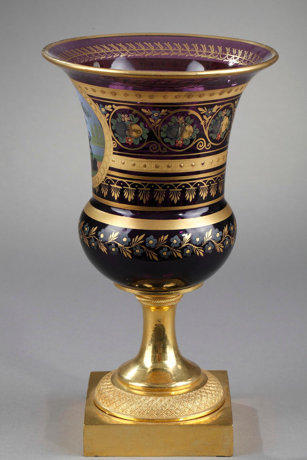 Medicis-Vase aus Amethystglas  The fox and the dof  Fabeln von LA FONTAINE   (Emailliert) im Angebot