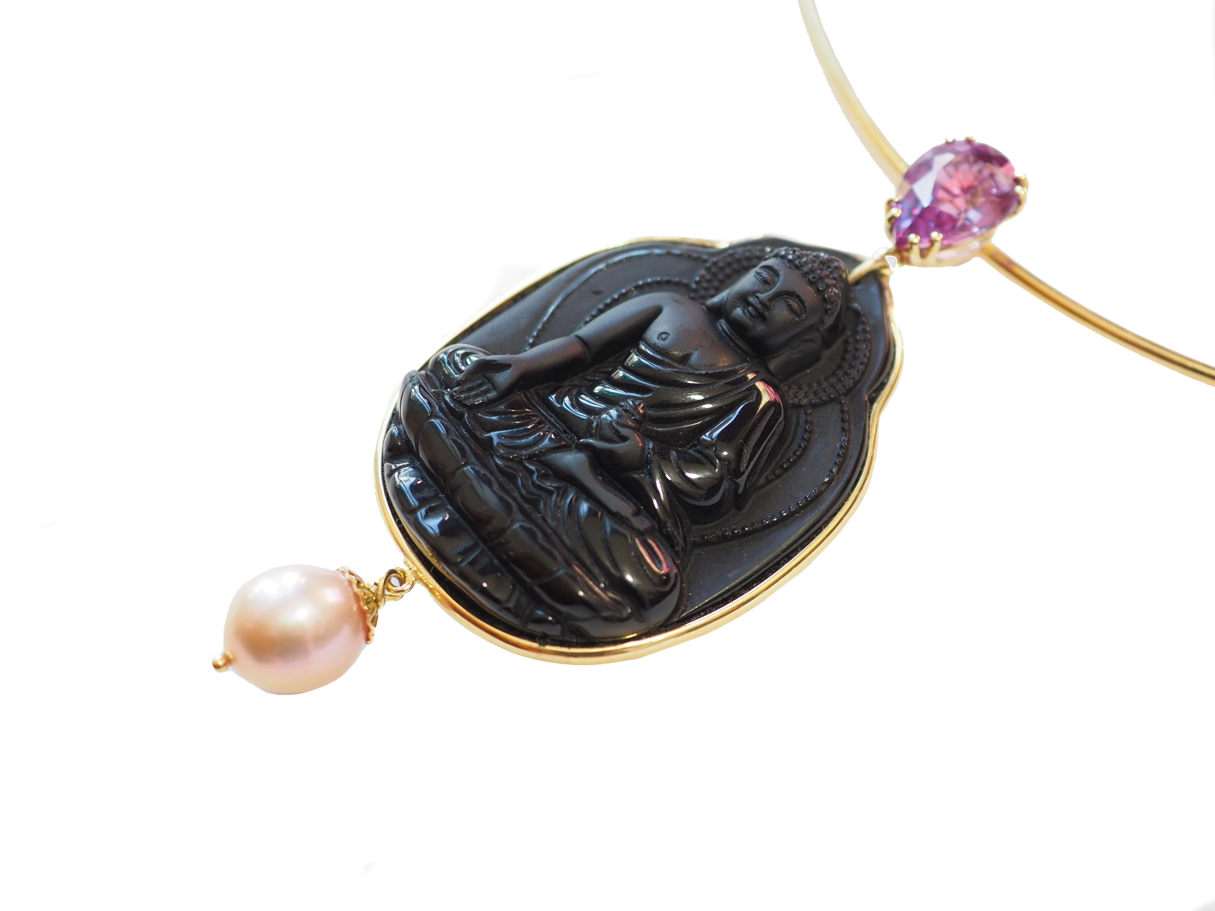 Very unique necklace with Amethyst Drop 3,40 cts 18k Yellow gold gr. 16,80, black onyx carved buddha gold natural pearl.
All Giulia Colussi jewelry is new and has never been previously owned or worn. Each item will arrive at your door beautifully