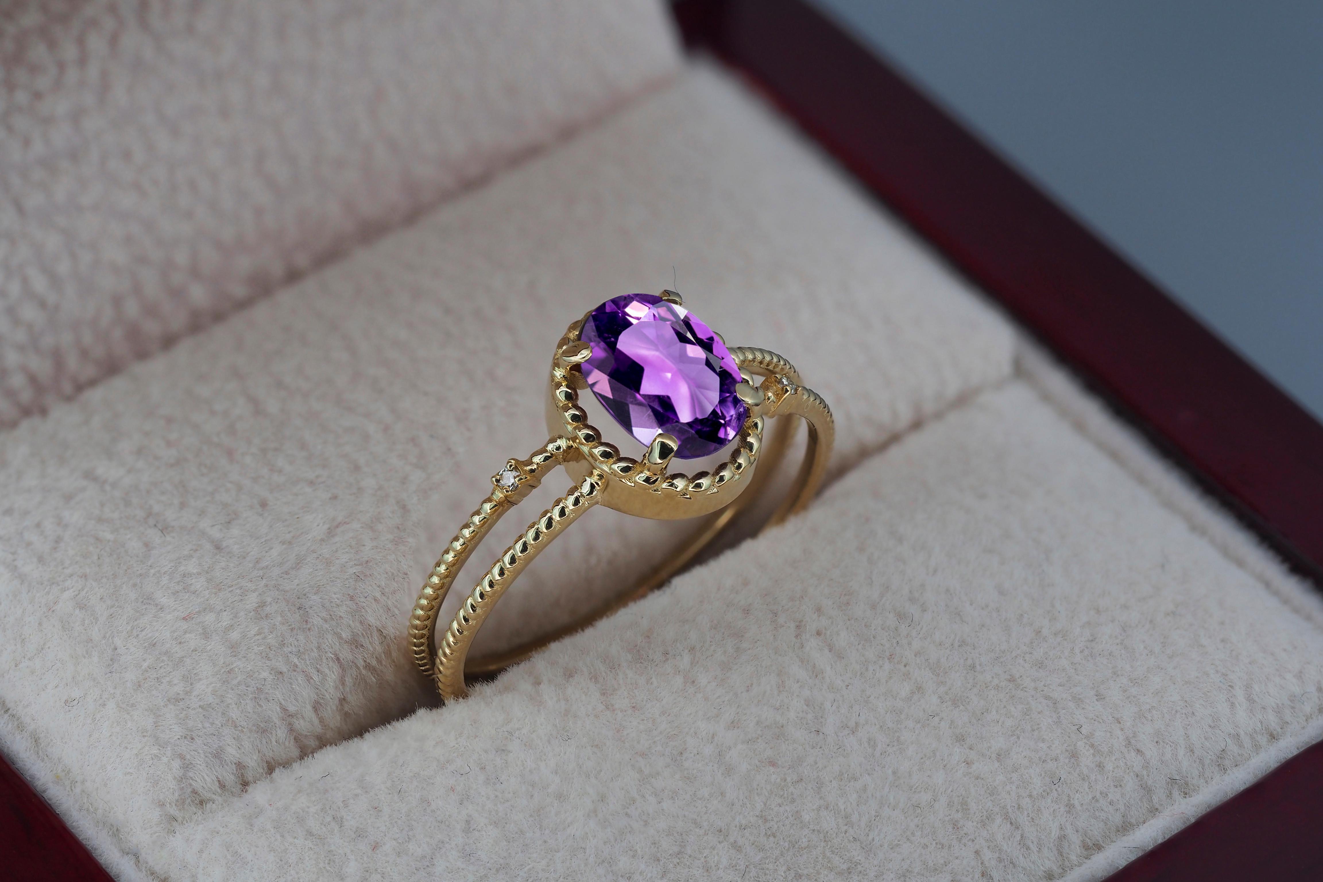 Women's Amethyst Gold Ring, Oval Amethyst Ring, 14k Gold Ring with Amethyst For Sale