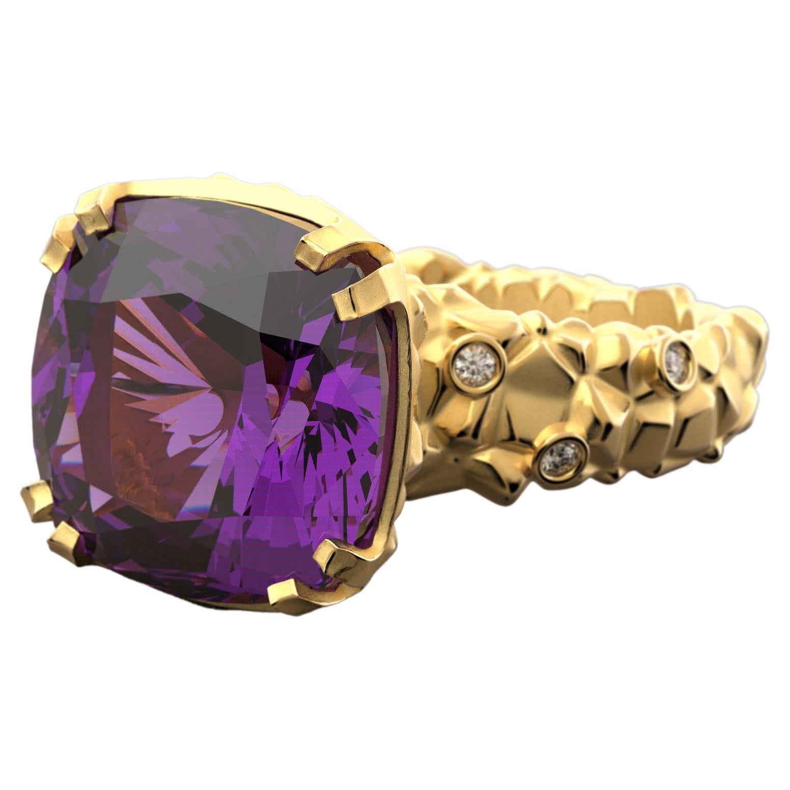 For Sale:  Amethyst Gold Ring with Rock Texture and Small Diamond Accents, 18k Italy