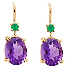 Ohrringe aus Roségold mit Amethyst und grünen Smaragden von Botta Gioielli