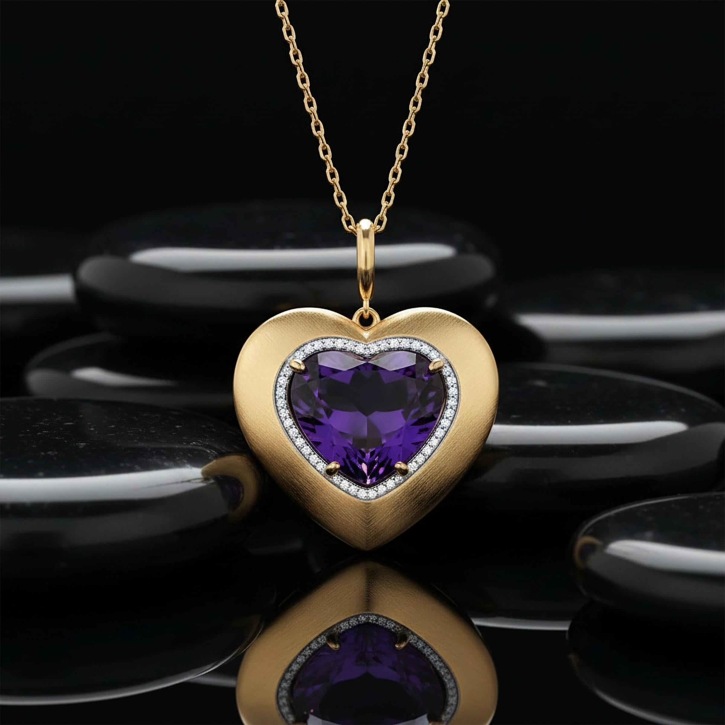 Collana con ciondolo con cuore di ametista in oro giallo 14K (o 18k su richiesta) In condizioni Nuovo in vendita a Los Angeles, CA