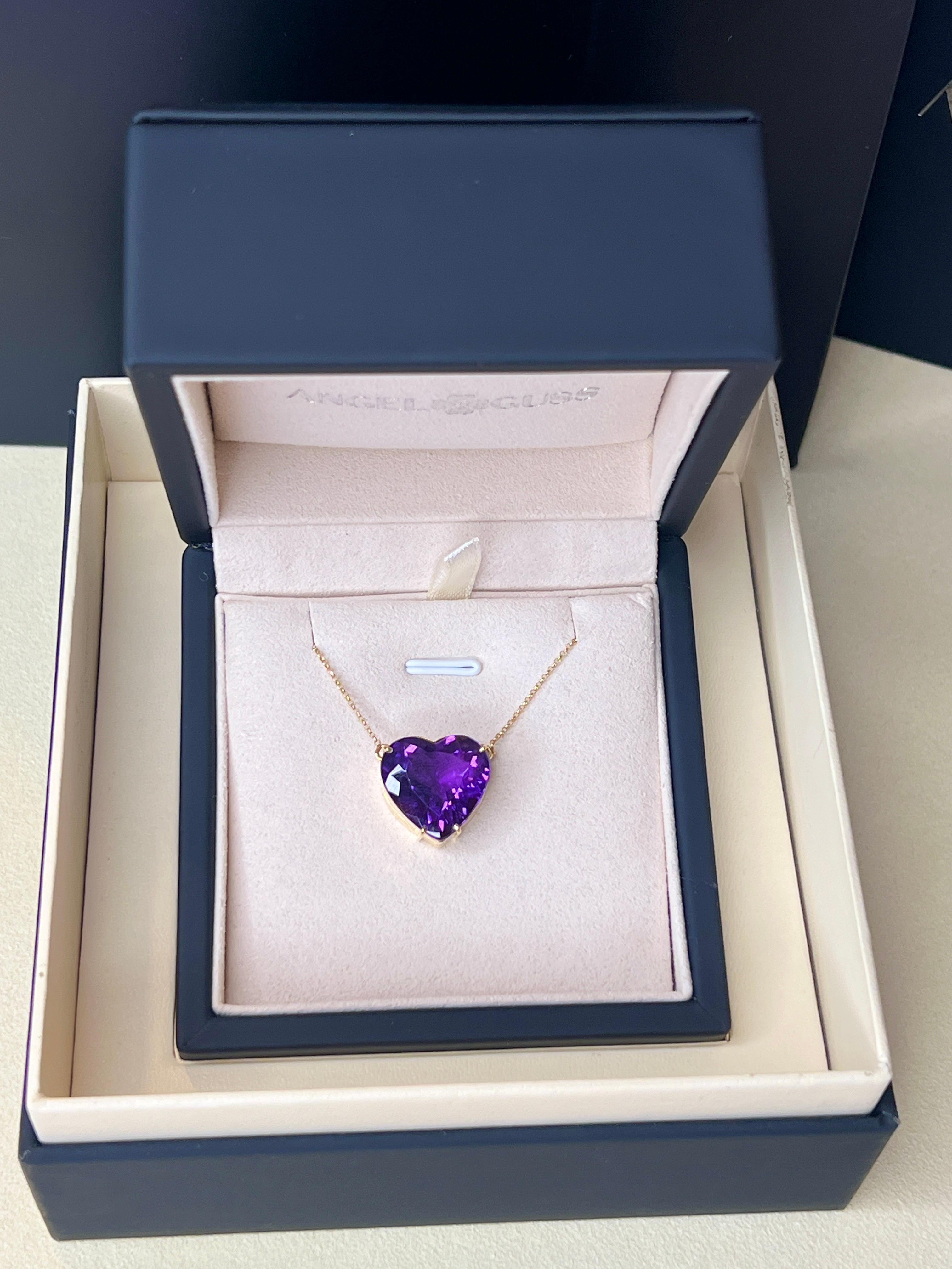Taille cœur Collier en forme de cœur en améthyste  - Or jaune massif 18K en vente