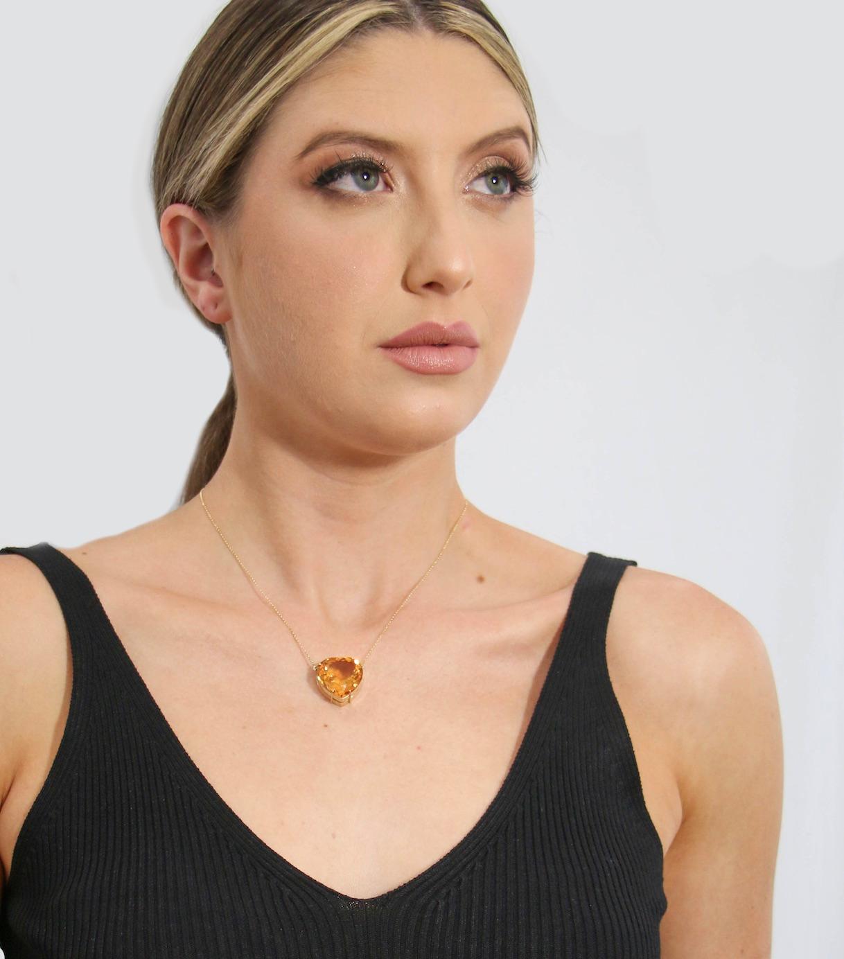 Collier en forme de cœur en améthyste  - Or jaune massif 18K Pour femmes en vente