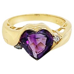 Amethyst Heart Ring in Yellow Gold
