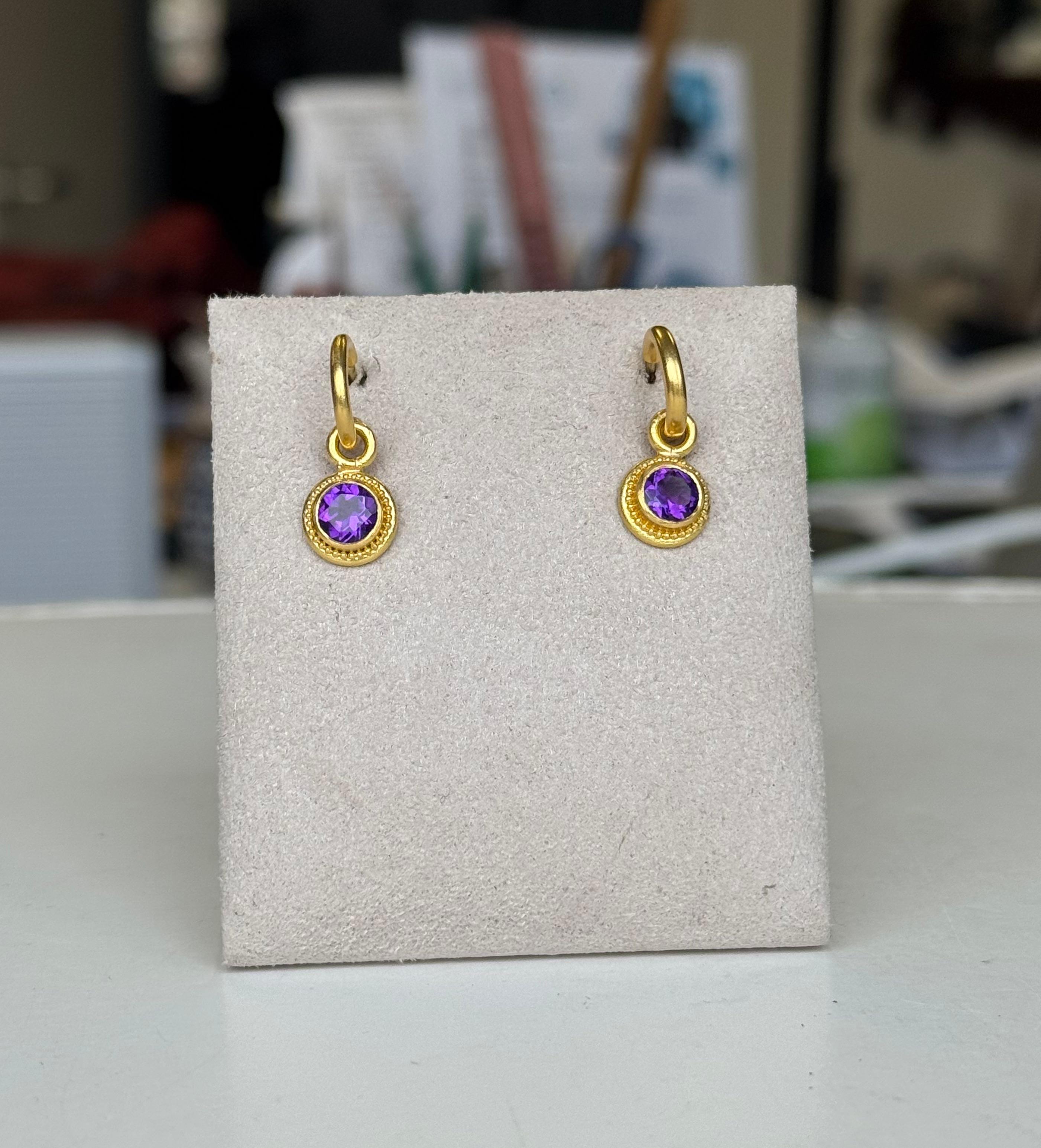 Taglio brillante Orecchini a cerchio e a goccia di ametista in oro 22 carati in vendita