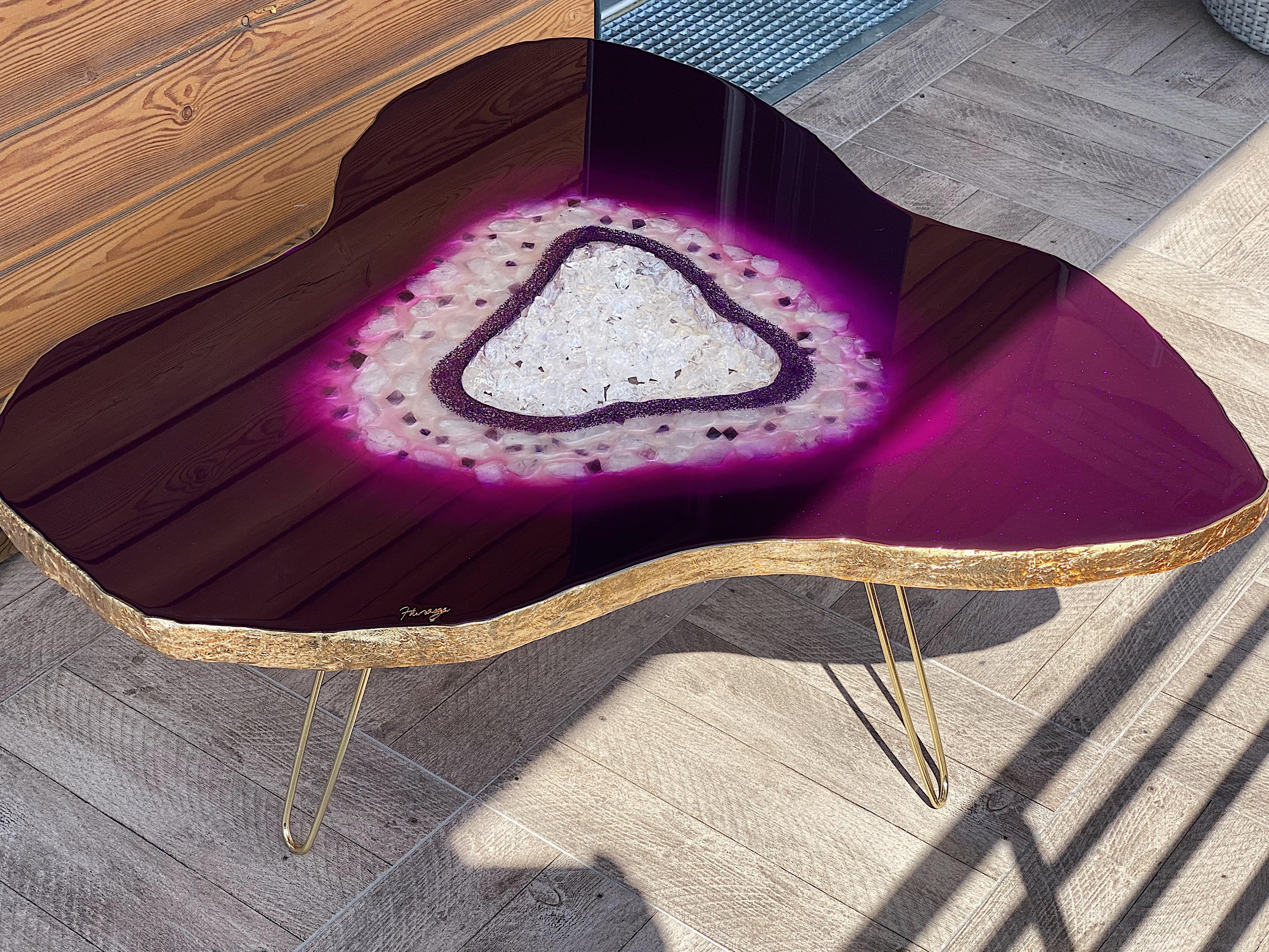 French Amethyst inspired table For Sale