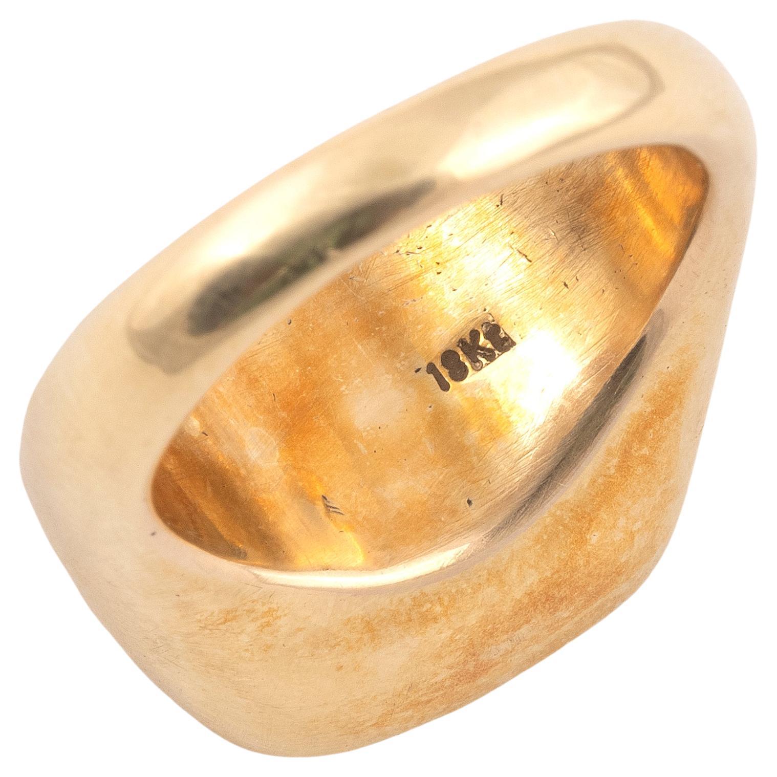 Neoclassical Amethyst Intaglio Ring Early 19th Century With Family Crest