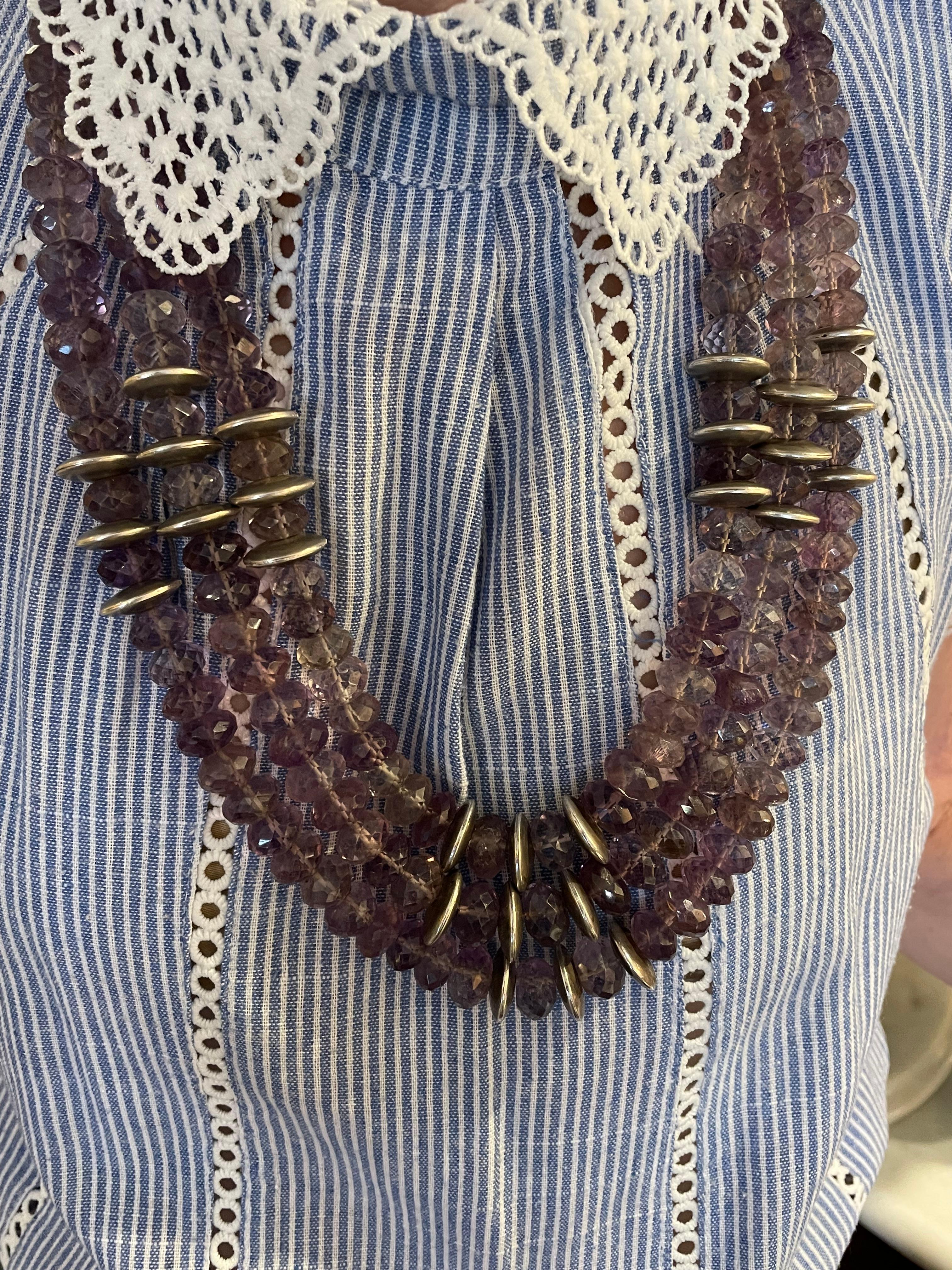 Collana a più fili in ametista, lapislazzuli e argento in vendita 5