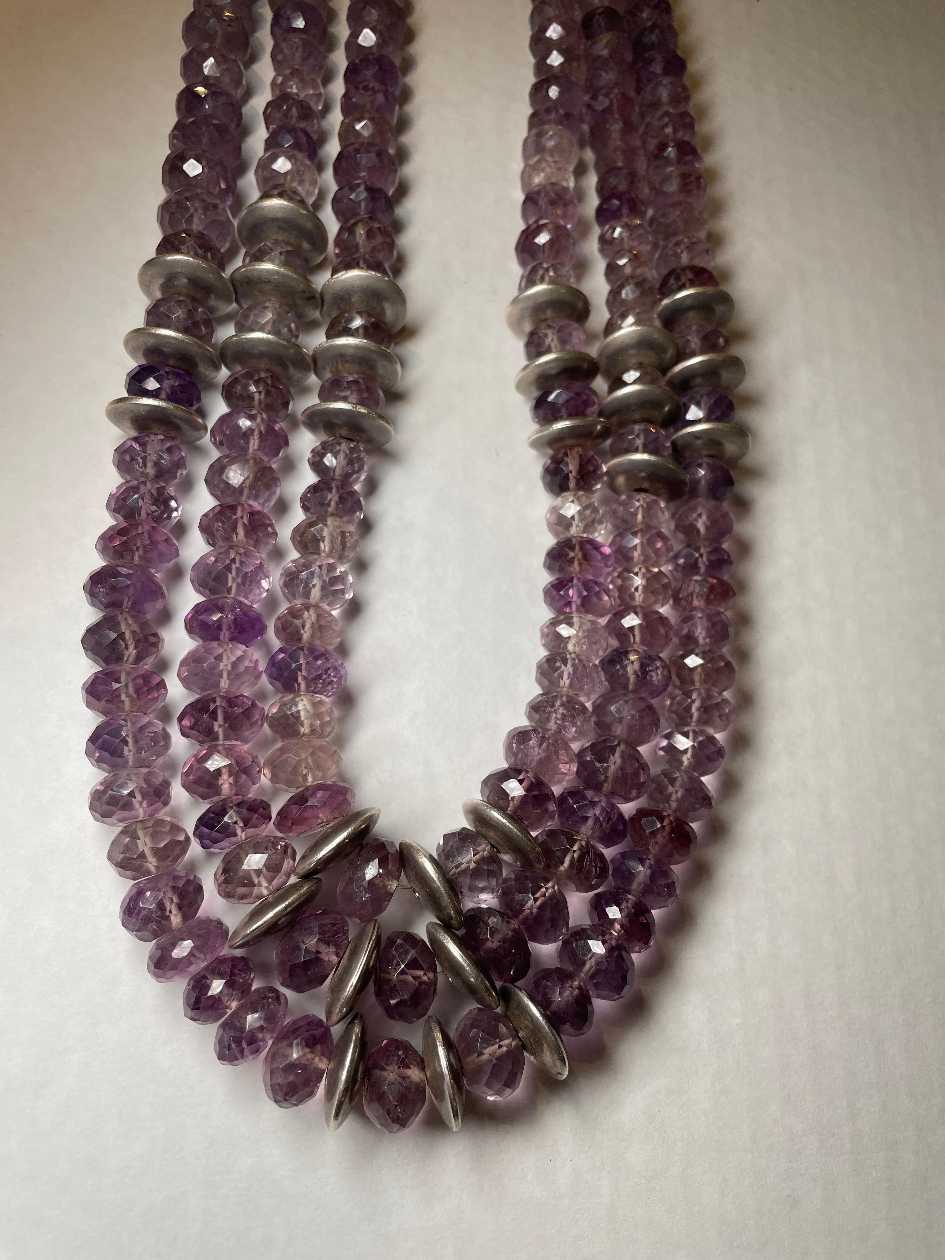 Collana a più fili in ametista, lapislazzuli e argento in vendita 9