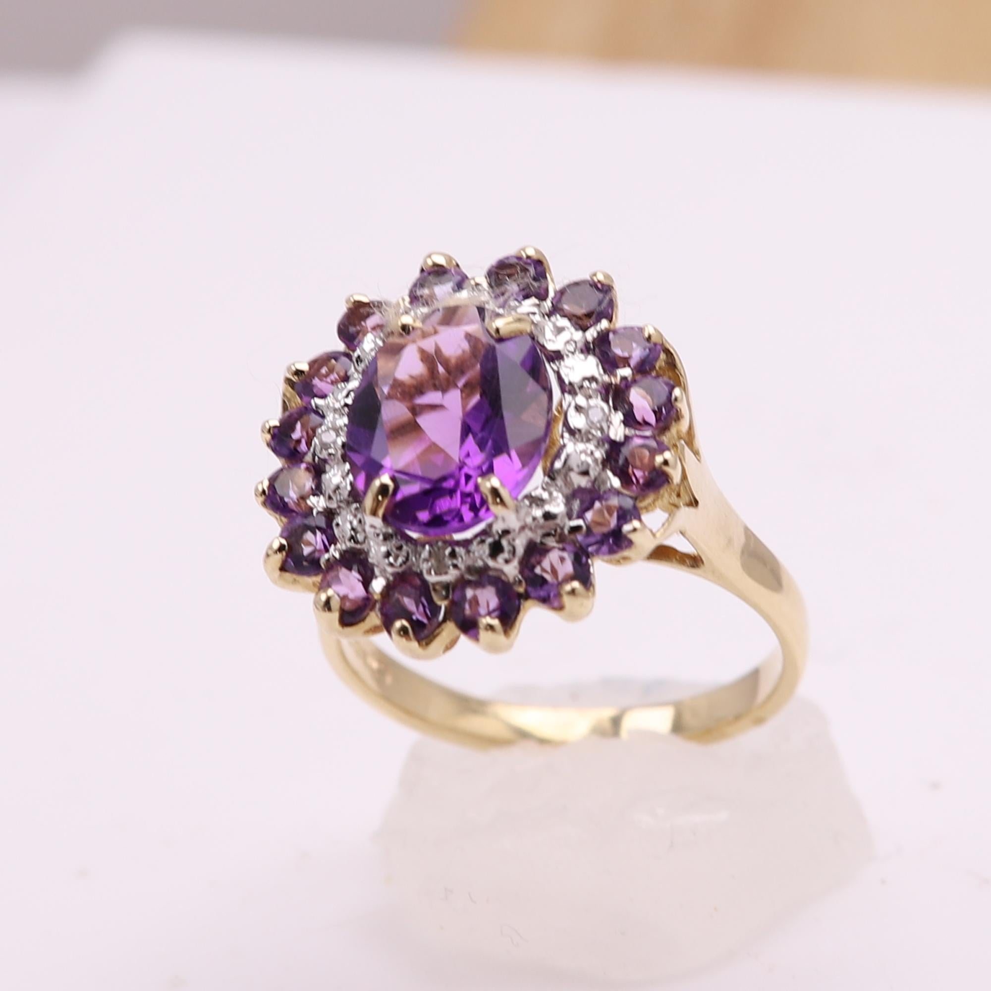 Amethyst Large Cocktail Ring 10 Karat Yellow Gold  Statement Ring In Excellent Condition For Sale In Brooklyn, NY