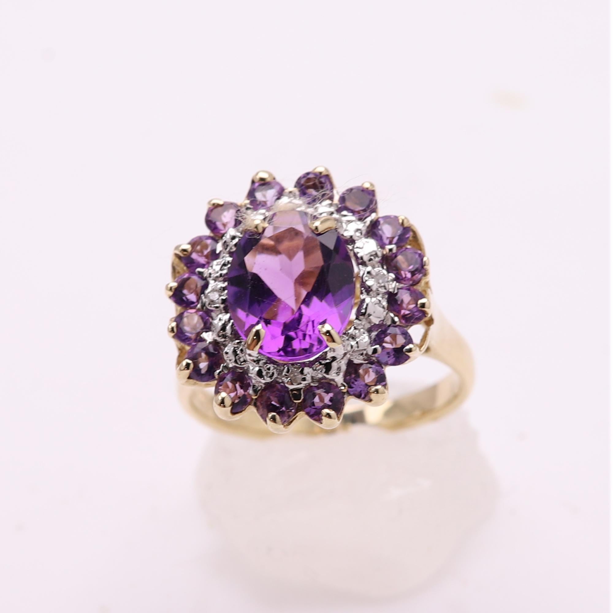 Amethyst Large Cocktail Ring 10 Karat Yellow Gold  Statement Ring For Sale 2