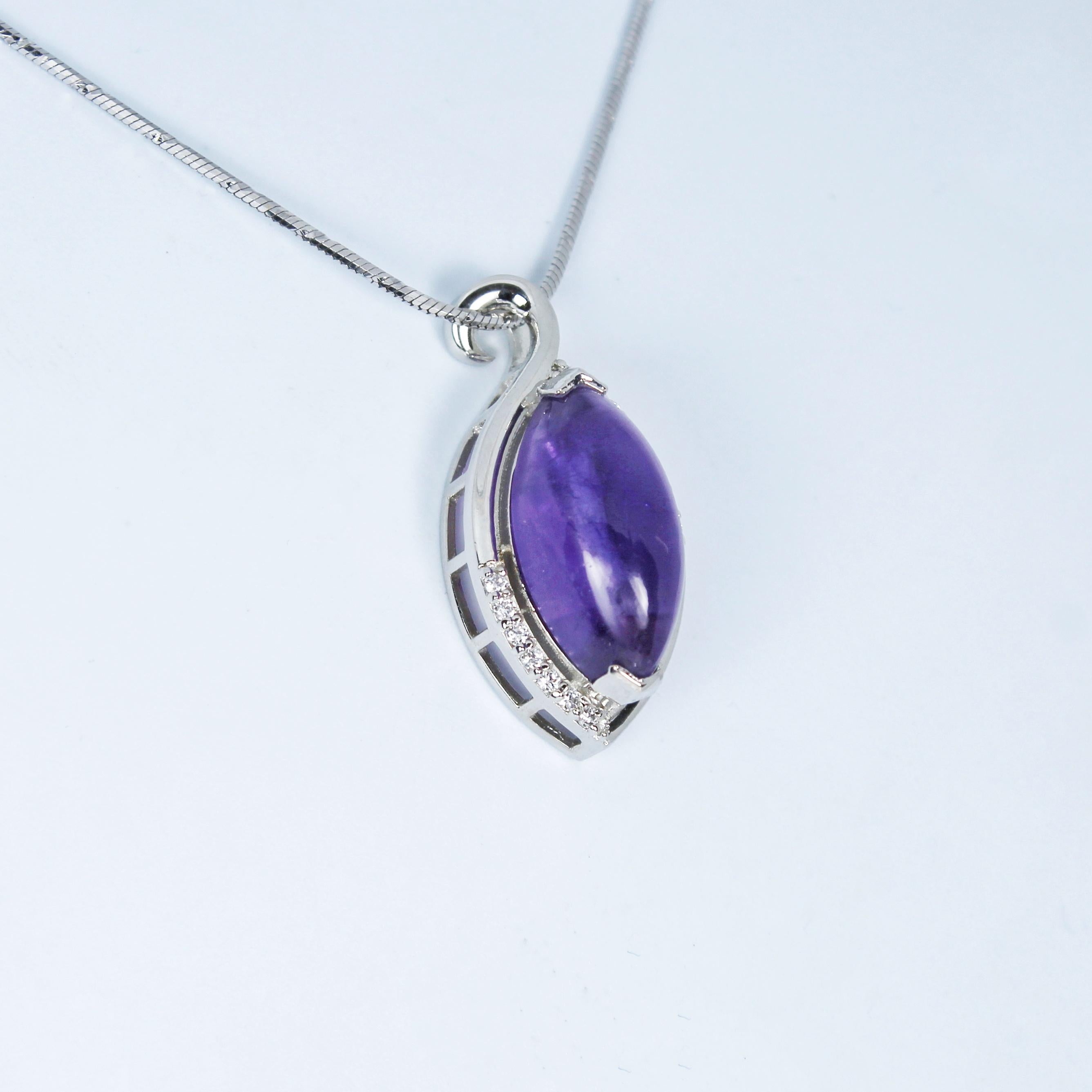 Product Details:

Metal of pendant and chain - Silver
Chain size - 16 inches
Pendant size - 26 x 12 x 11 mm
Pendant gross Weight - 3.940 Grams
Gemstone - Amethyst
Stone weight - 7 Carat
Stone shape - Marquise
Stone size - 18 x 9 mm


Unique designer