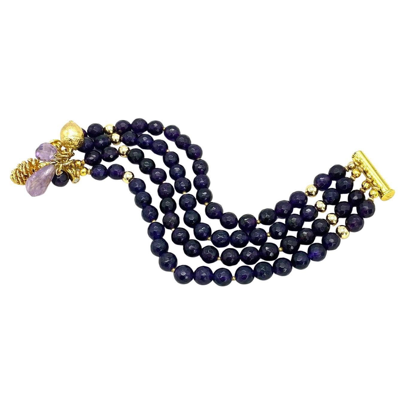 Bracelet à breloques multiples en améthyste Neuf - En vente à Atlanta, GA