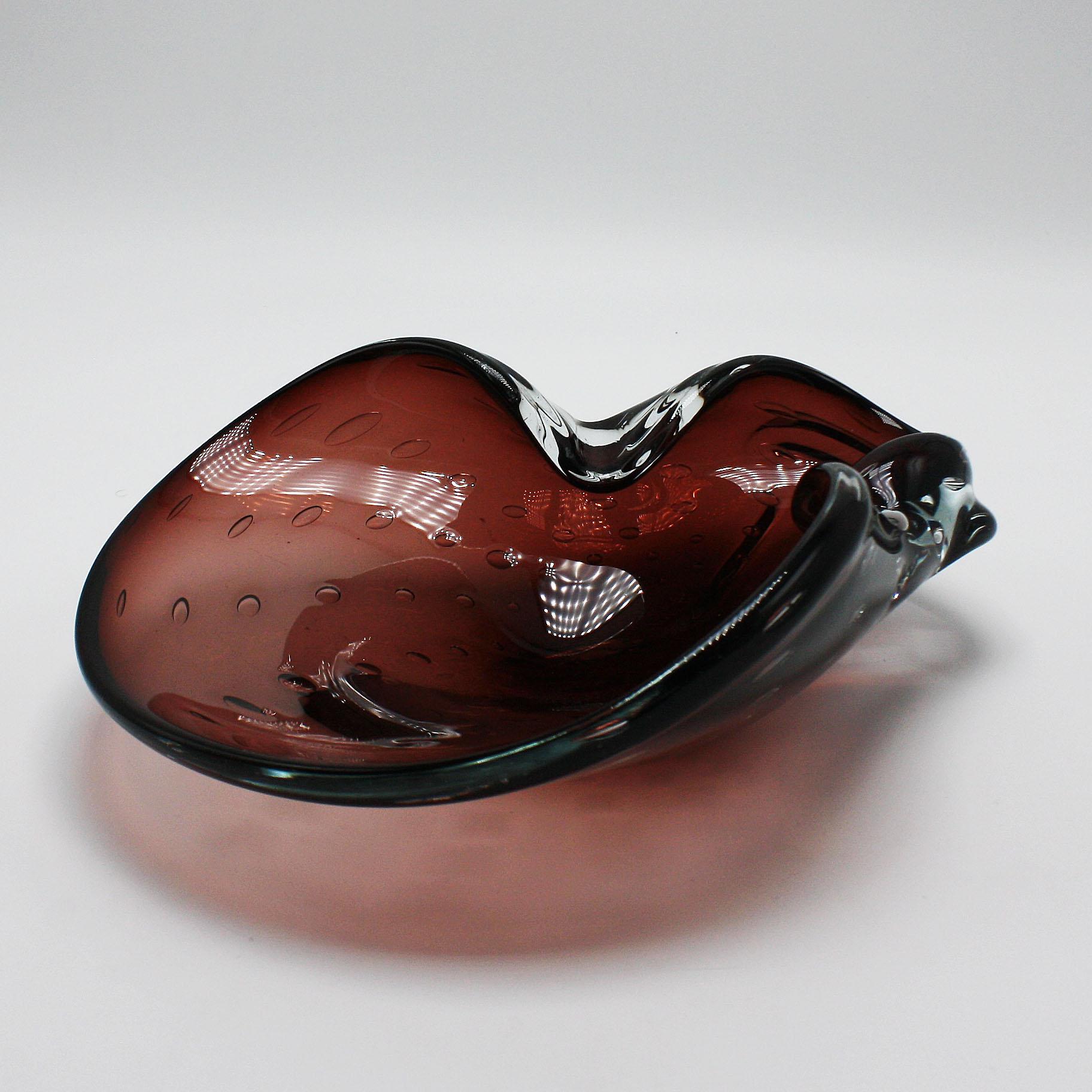 Italian Amethyst Murano Glass Bowl with Bubble Inclusions, circa 1950