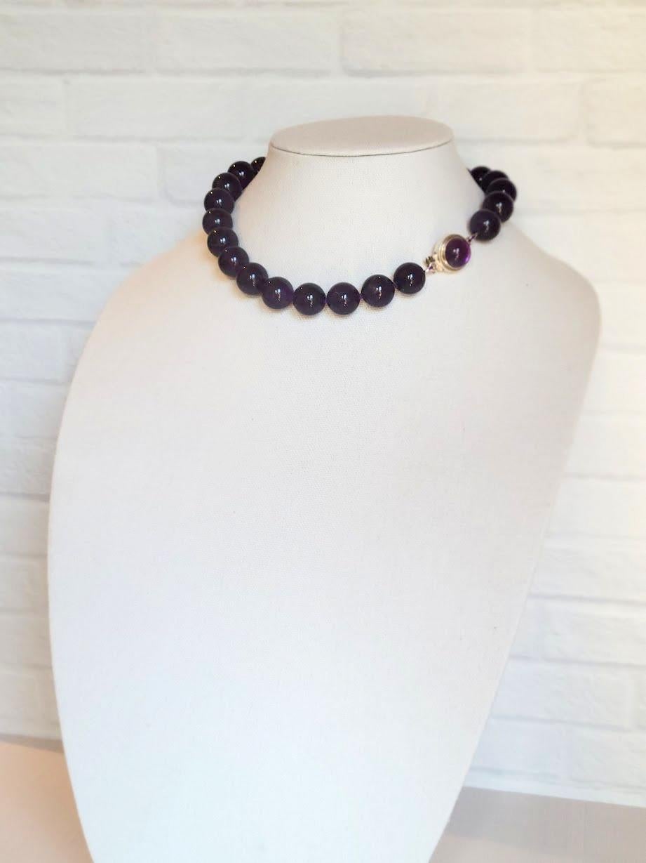 Collana con ametista e chiusura in ametista in vendita 3