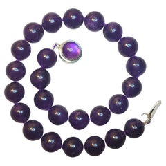 Collier d'améthyste avec fermoir en améthyste