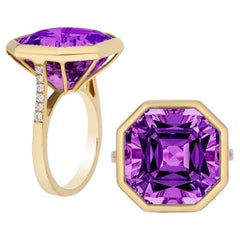 Amethyst Octagon Ring with Diamond in 18K Yellow Gold