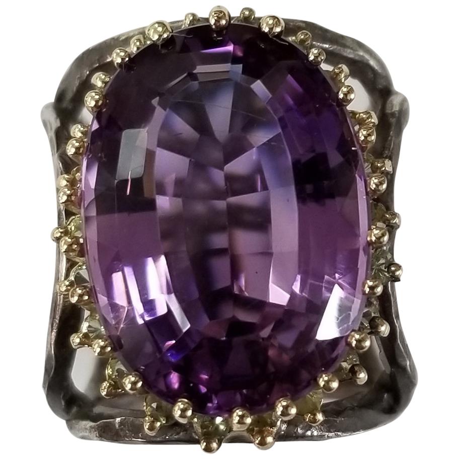 Ovaler Amethyst 21,87 Karat mit Peridot 14 Karat Gelbgold und Silber Gresha