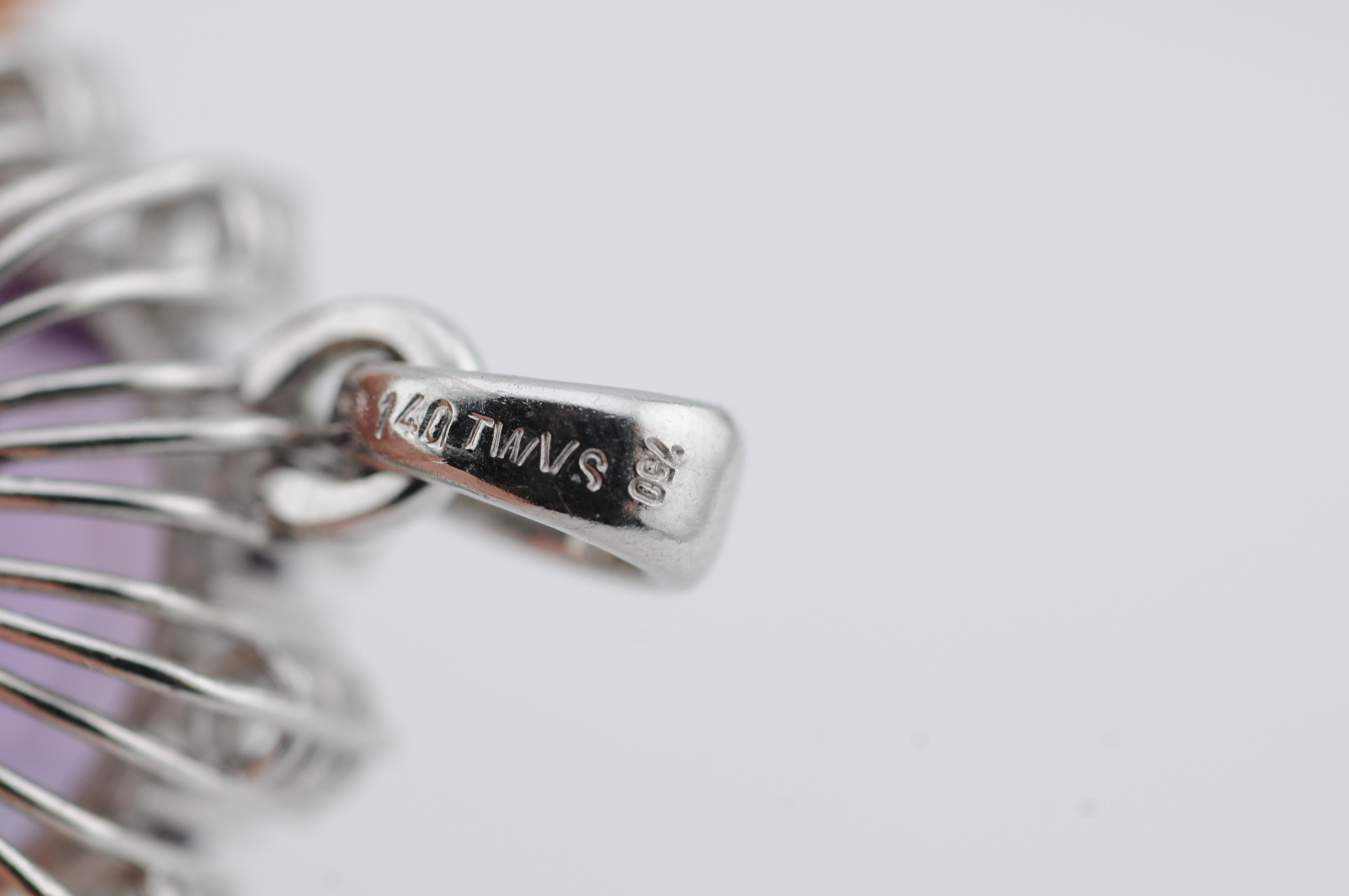 Ciondolo con ametista in oro bianco 18 carati e circa 1,4 carati di diamanti in vendita 1