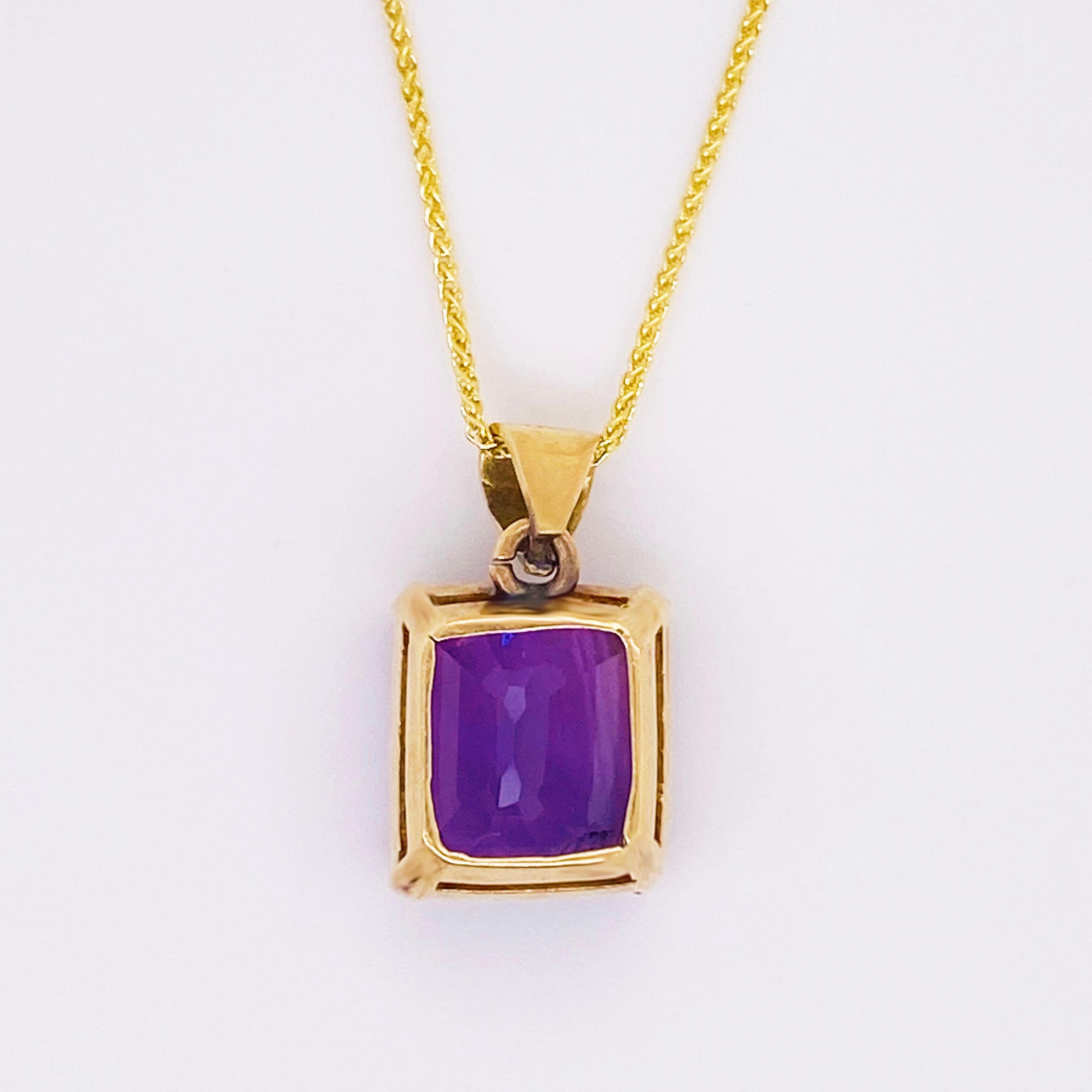 Amethyst-Anhänger-Halskette, 18k, 6,25 Karat Anhänger, Smaragdschliff, 22 Zoll 14K Kette Damen im Angebot