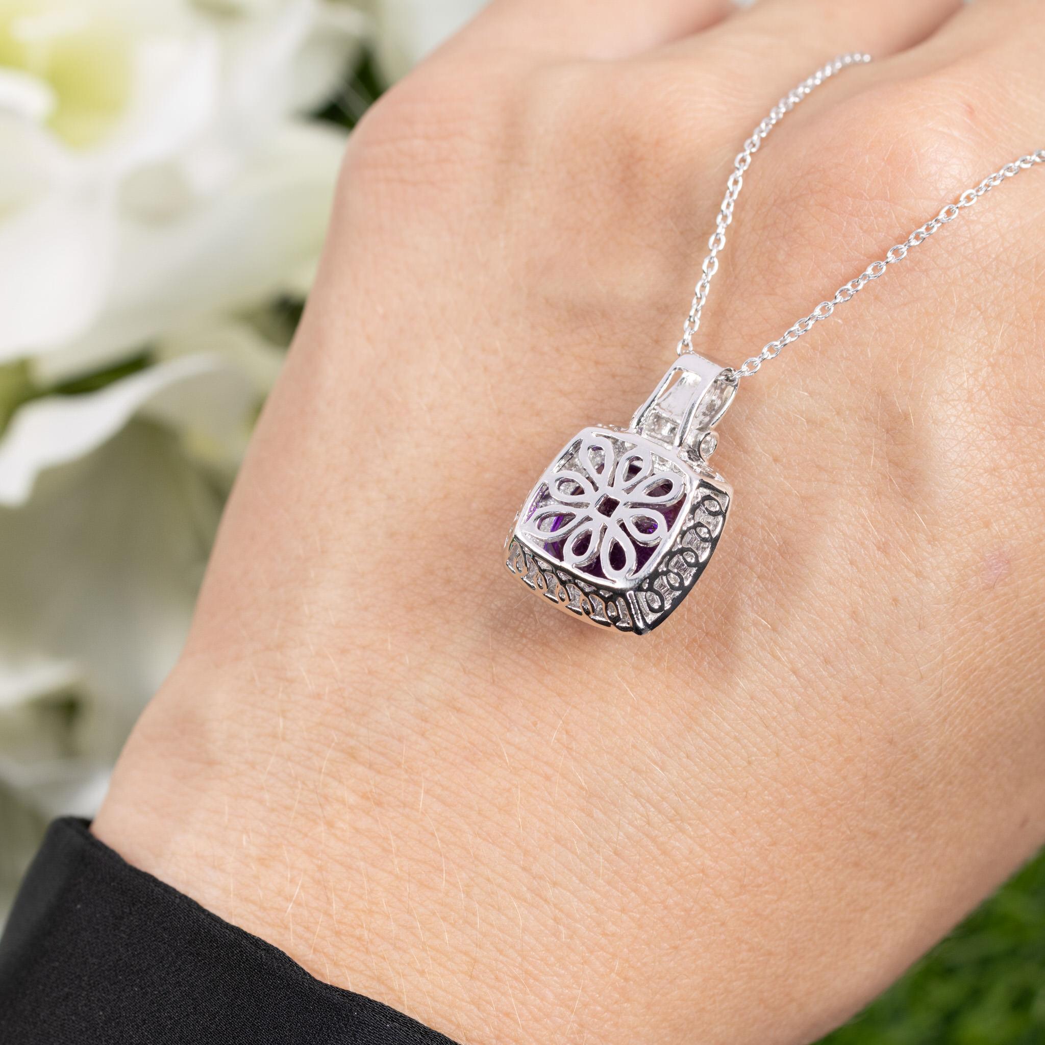 Amethyst-Anhänger-Halskette mit Anhänger 5.8 Karat Sterlingsilber im Zustand „Hervorragend“ im Angebot in Punta Gorda, FL