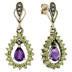 Amethyst Peridot und Perle Vintage Style Tropfenohrringe in 9K Gelbgold
