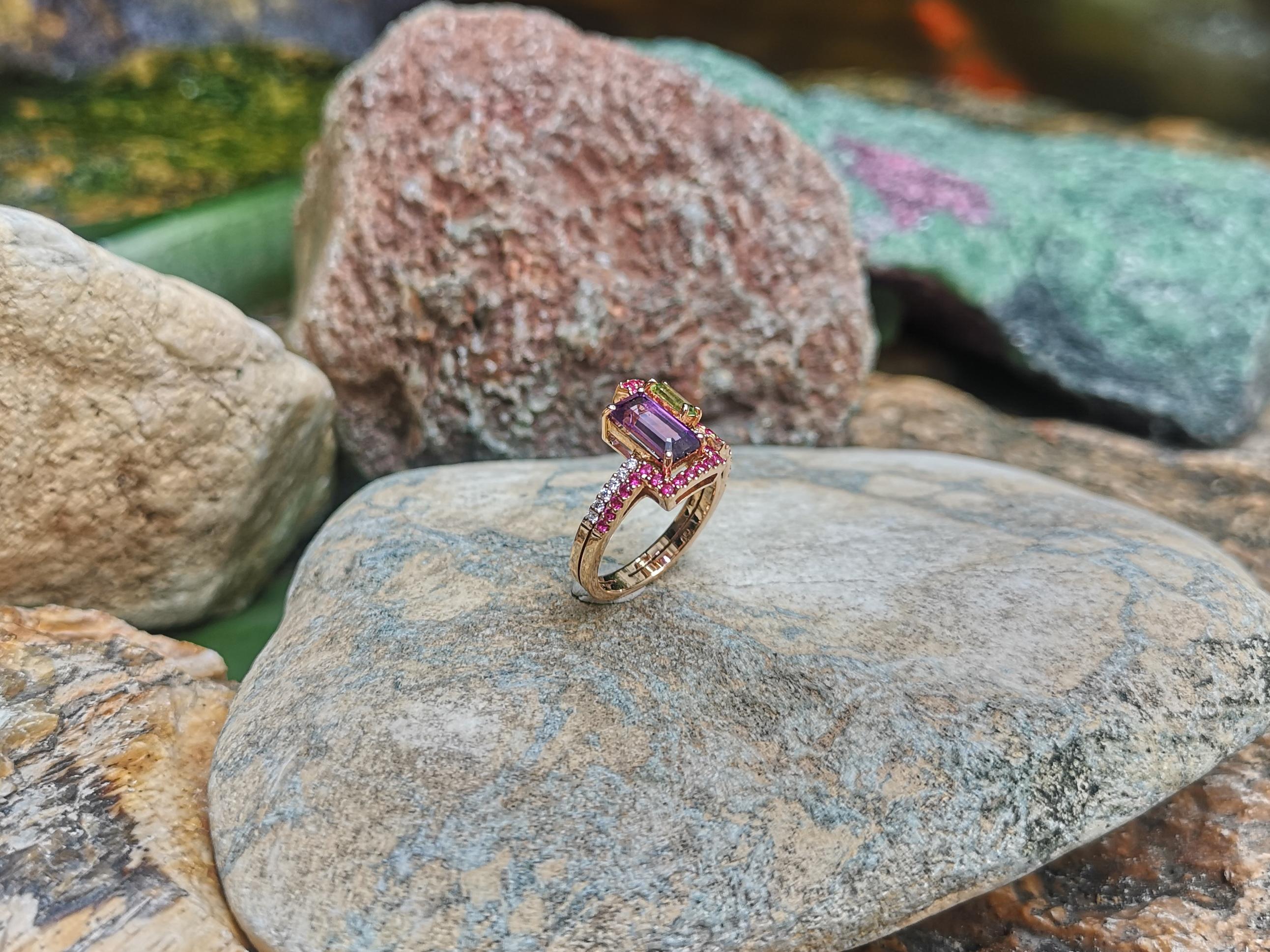 Amethyst, Peridot with Pink Sapphire Ring in 18K Rose Gold by Kavant & Sharart For Sale 3