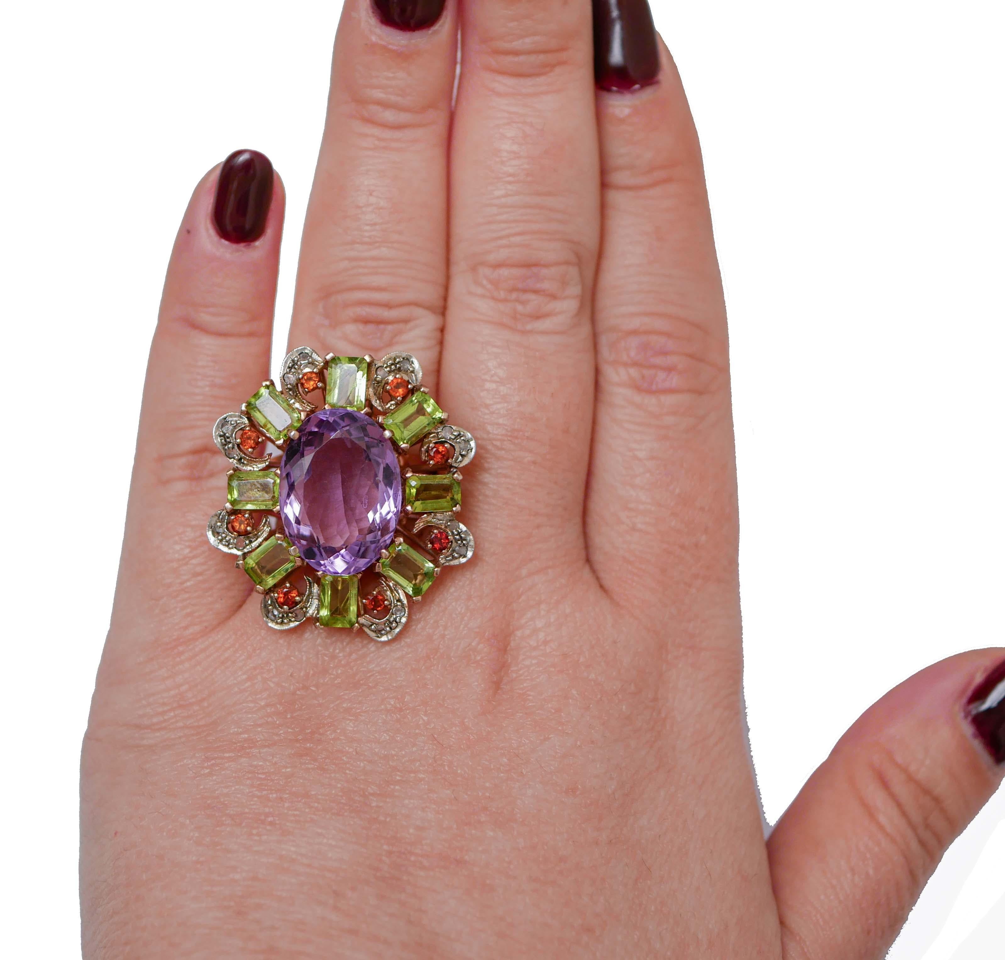 Amethyst, Peridots, Garnets, Diamonds, Rose Gold and Silver Ring. In Good Condition For Sale In Marcianise, Marcianise (CE)
